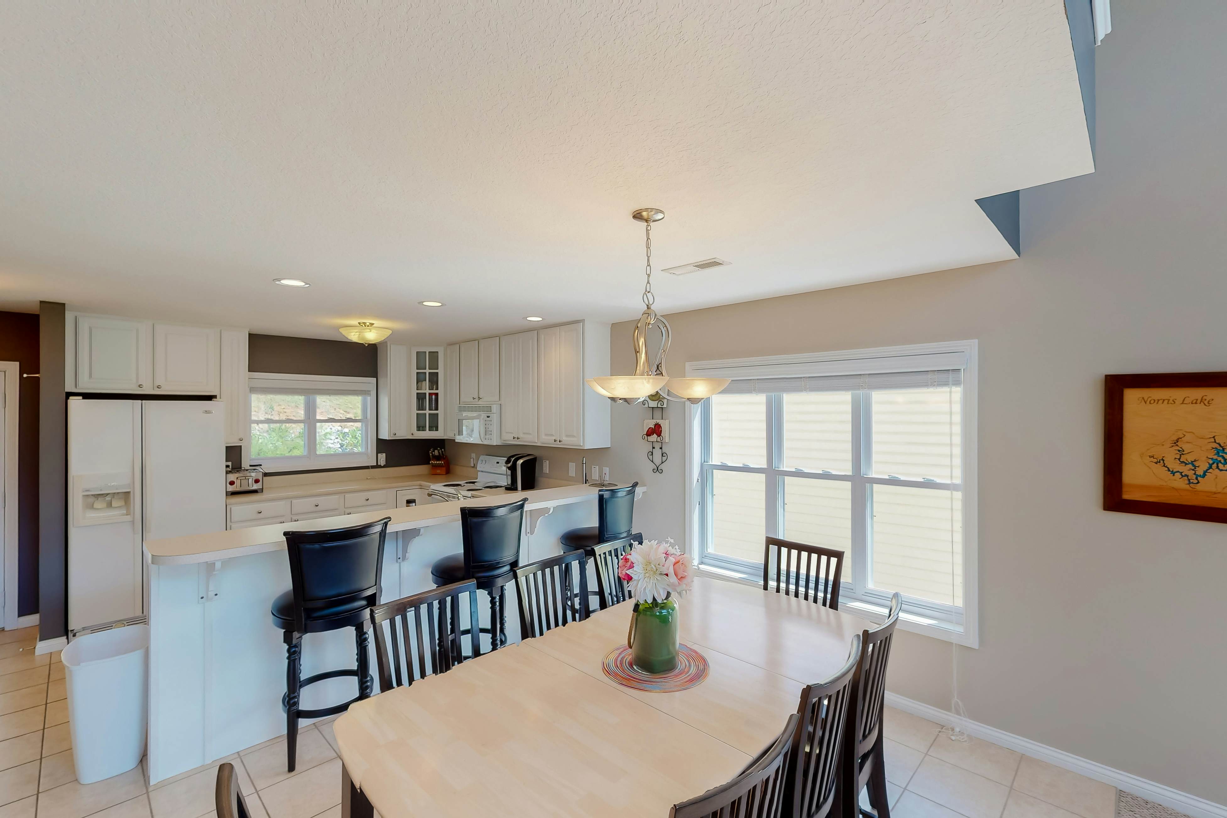 Family Lake Escape | Shared Pool, Dock & Clubhouse