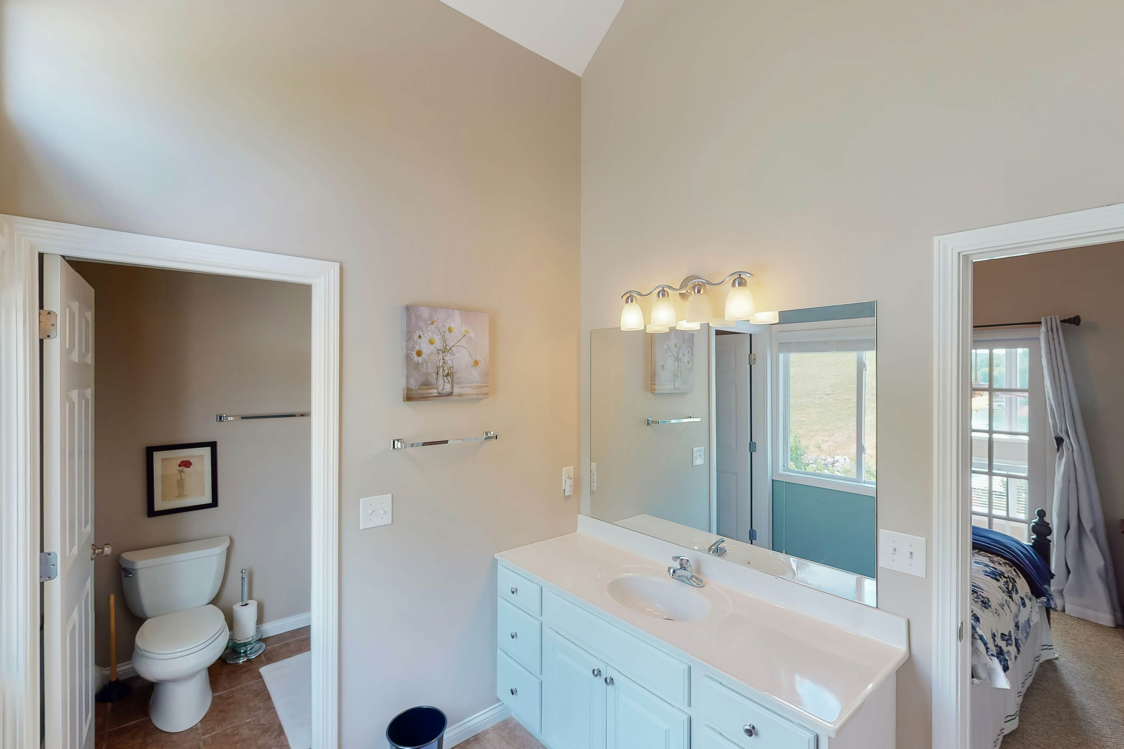 Family Lake Escape | Shared Pool, Dock & Clubhouse