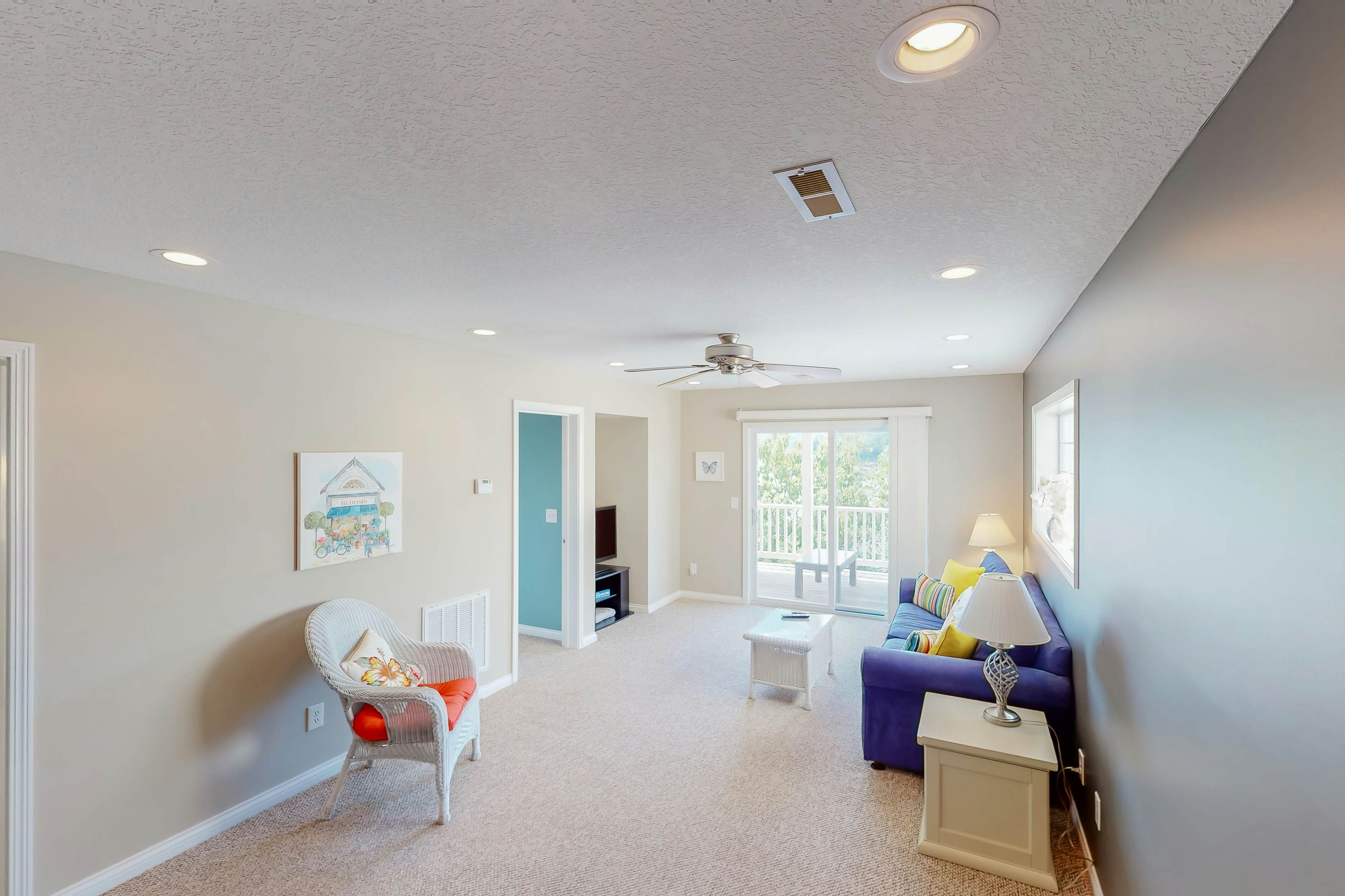 Family Lake Escape | Shared Pool, Dock & Clubhouse