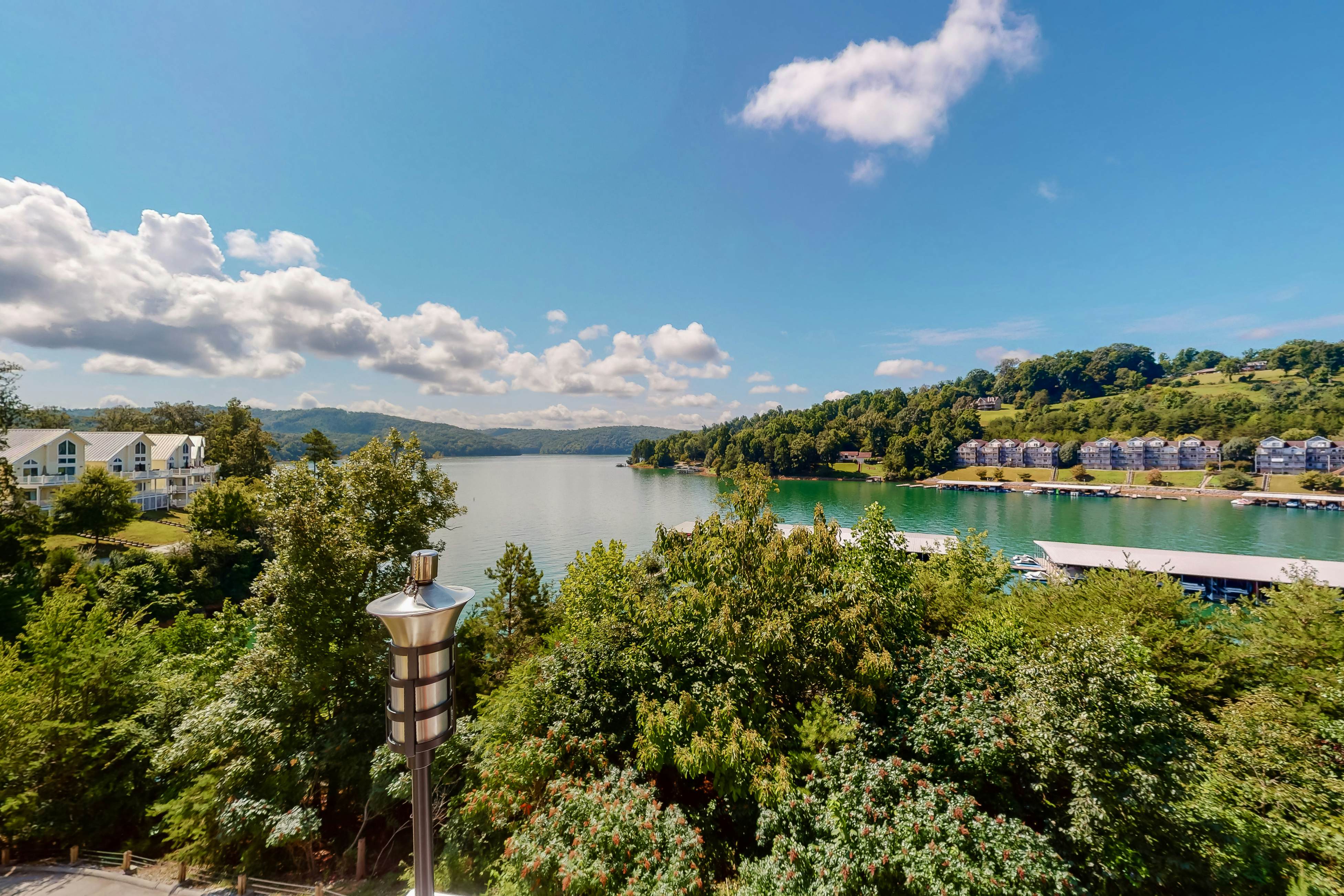 Family Lake Escape | Shared Pool, Dock & Clubhouse