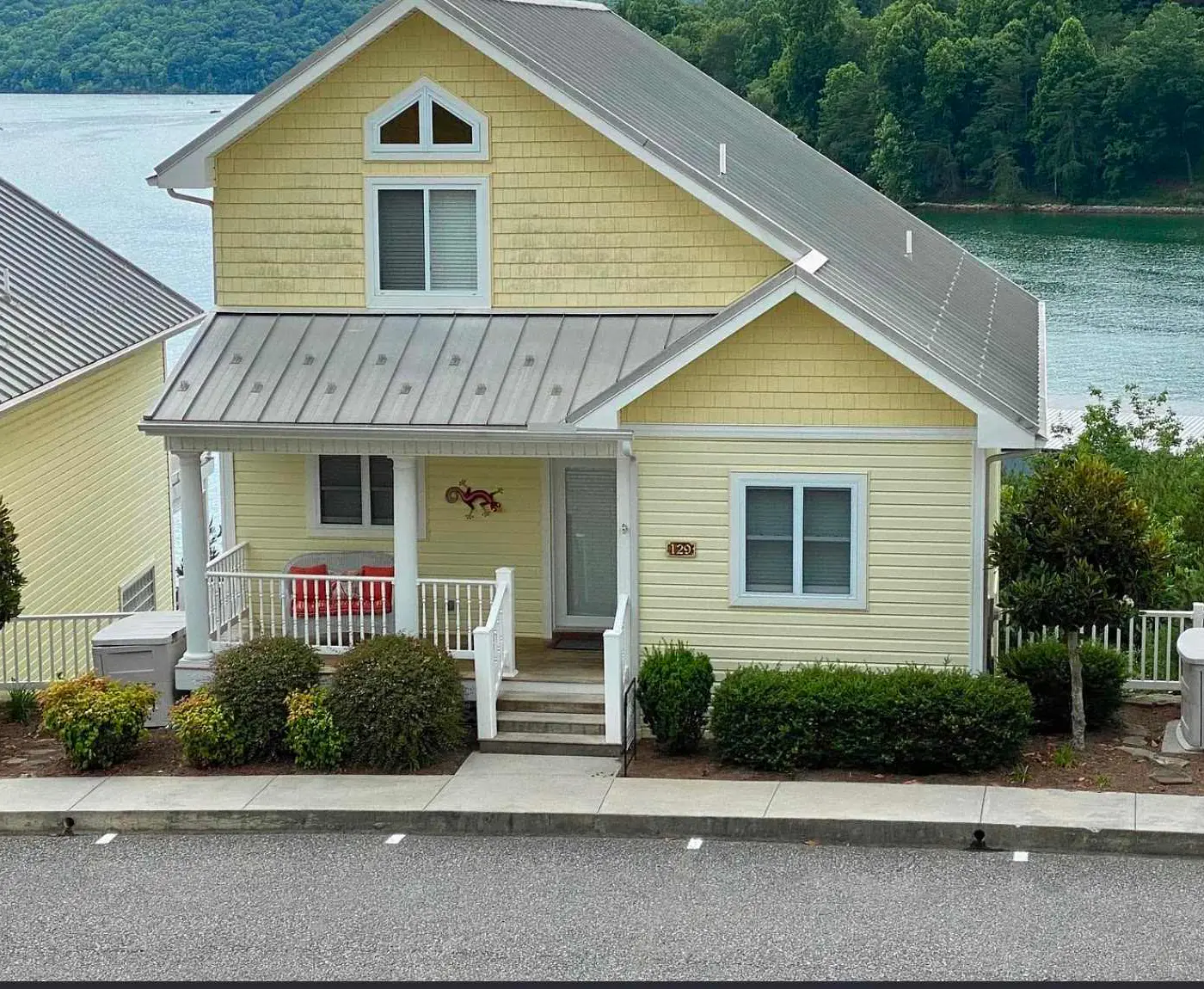 Norris Lake Family Retreat・Shared Pool・Grill・View
