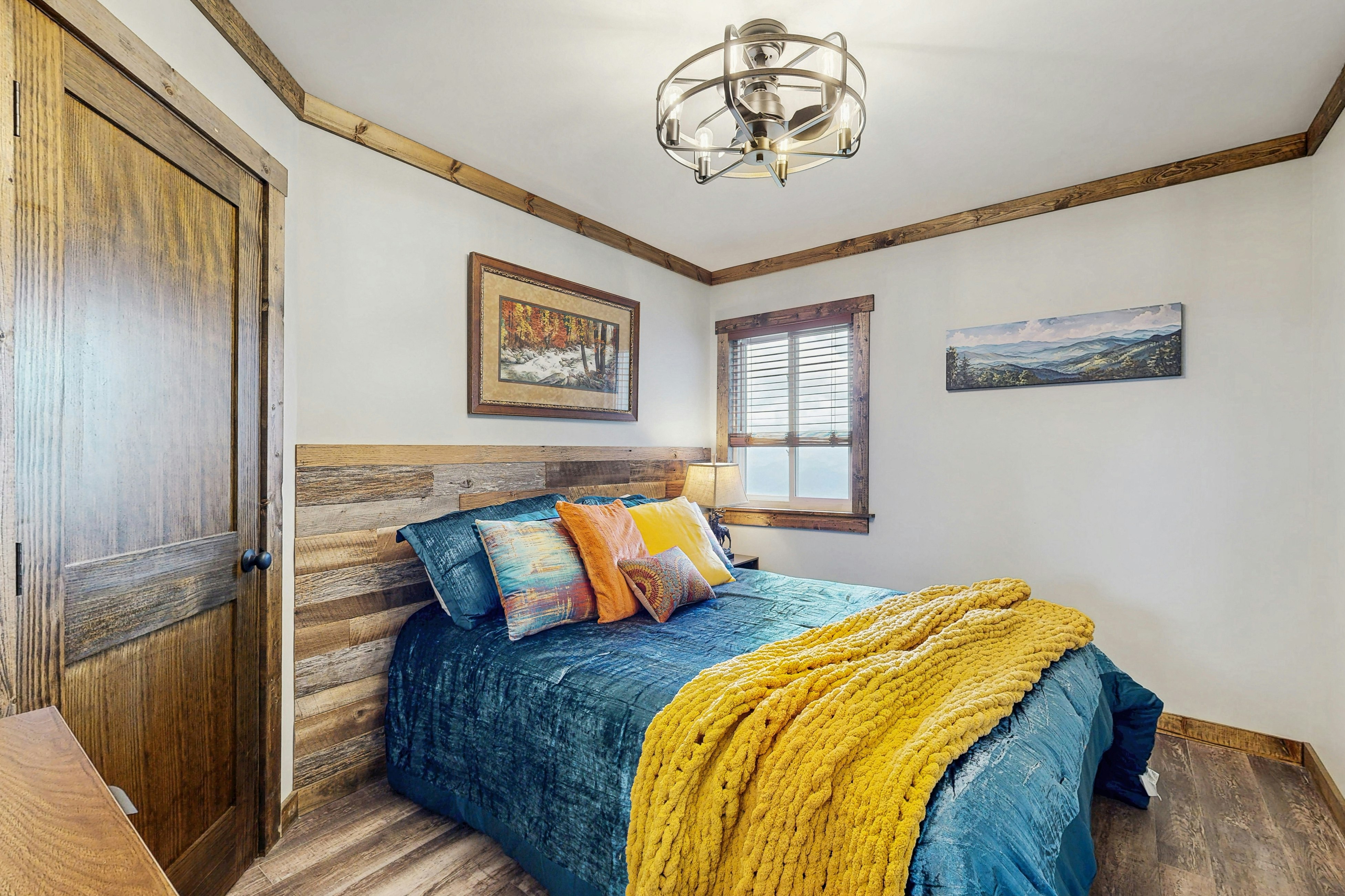 Charming Mtn View Condo, Sleeps 8・Balcony・Pool