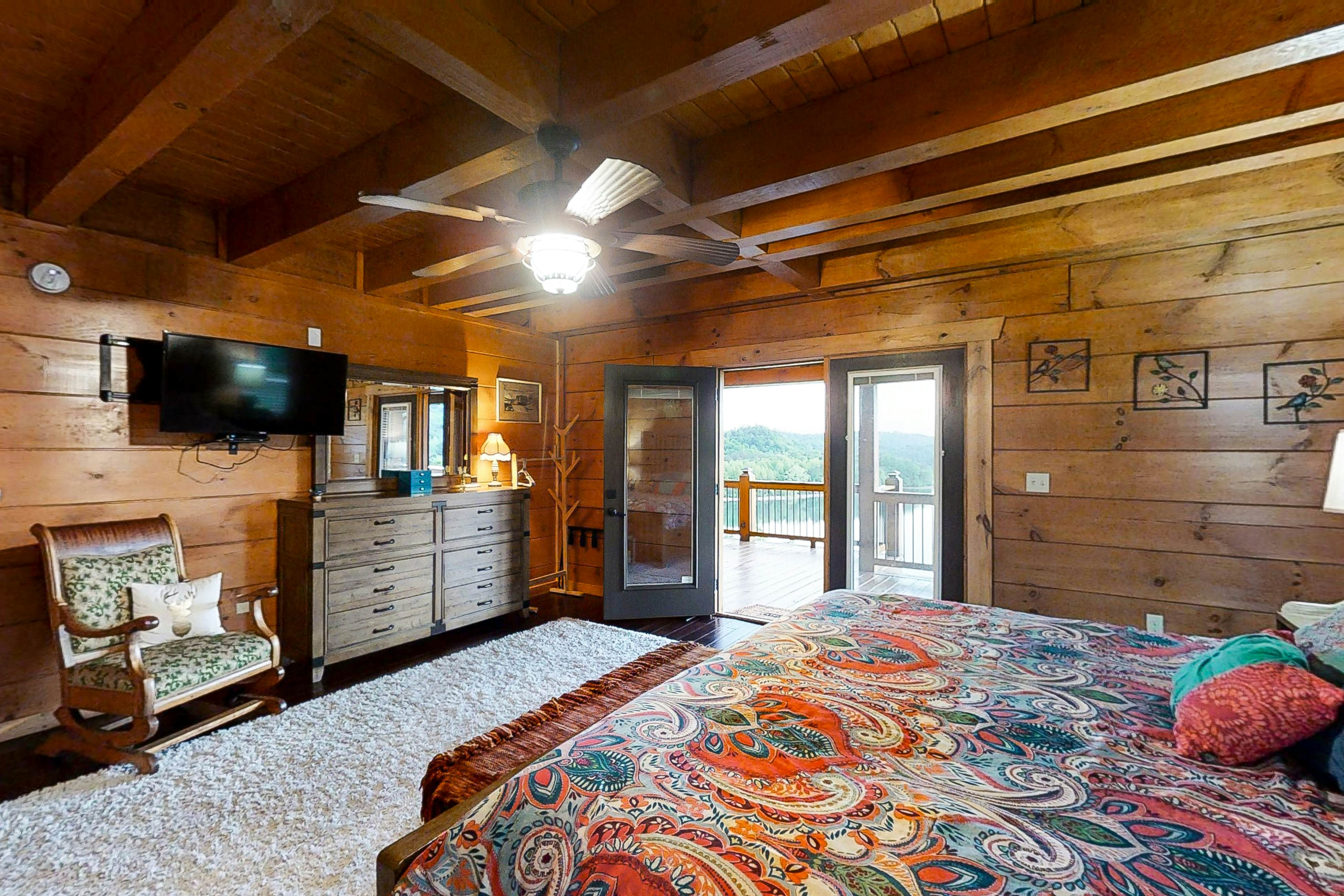 Three-Story Lake Escape w/ Hot Tub & Pool Table