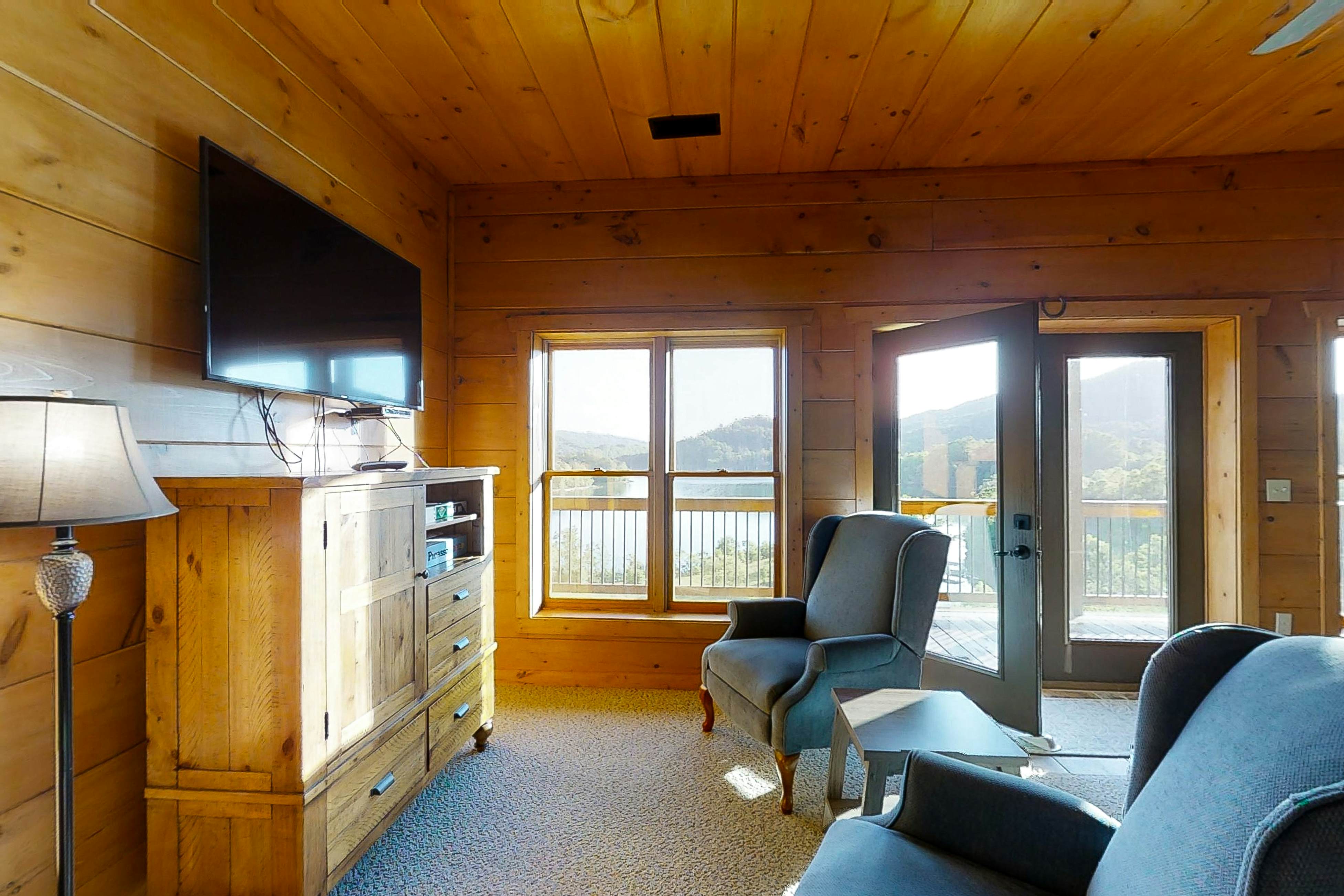 Three-Story Lake Escape w/ Hot Tub & Pool Table