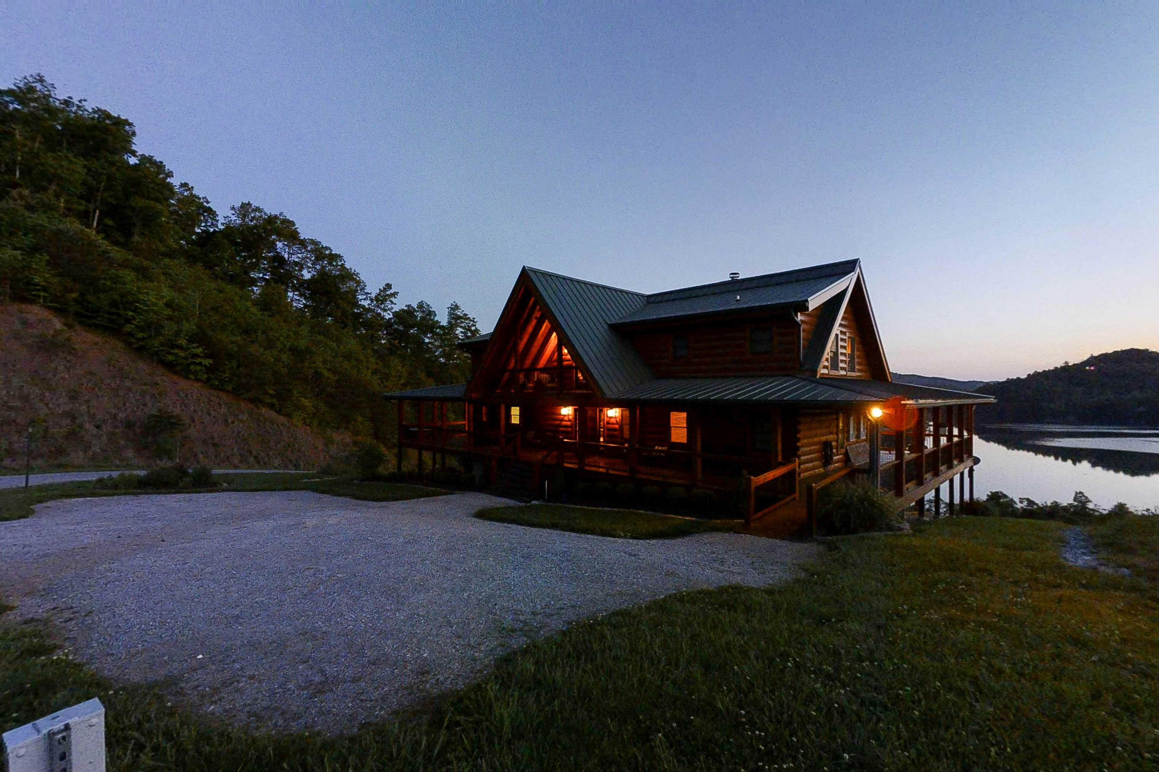 Three-Story Lake Escape w/ Hot Tub & Pool Table