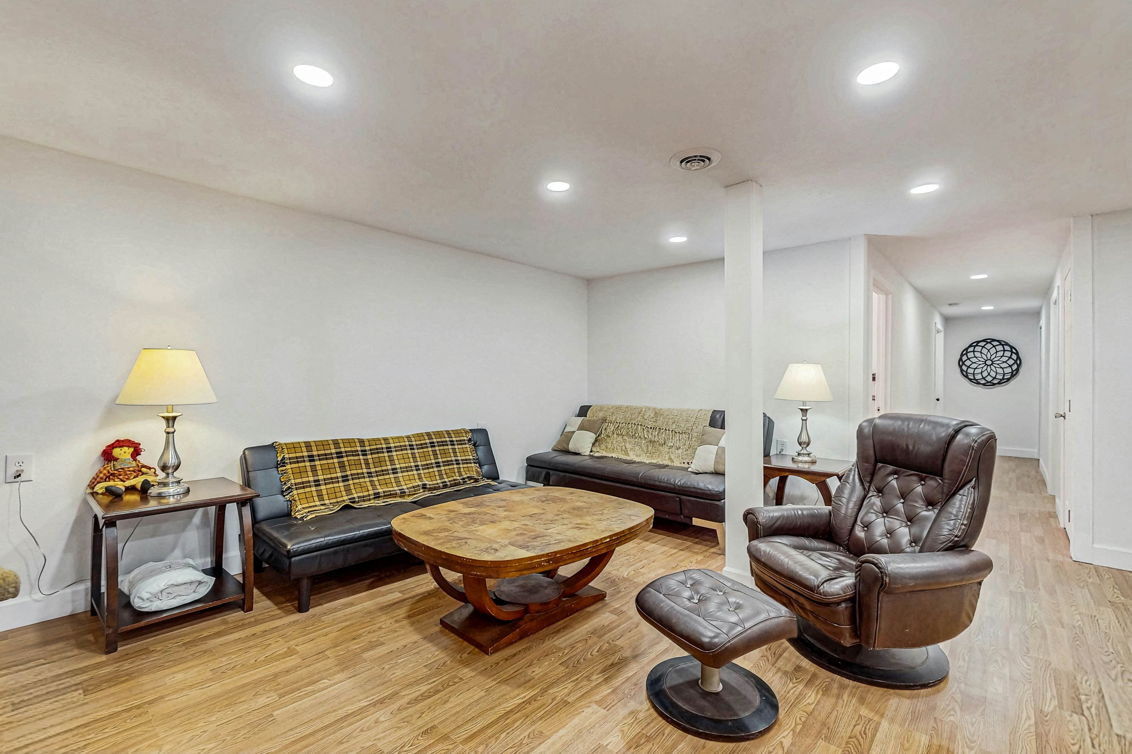 Cozy Home with Hot Tub, Stunning Views, Fire Pit, and Large Fenced-In Yard