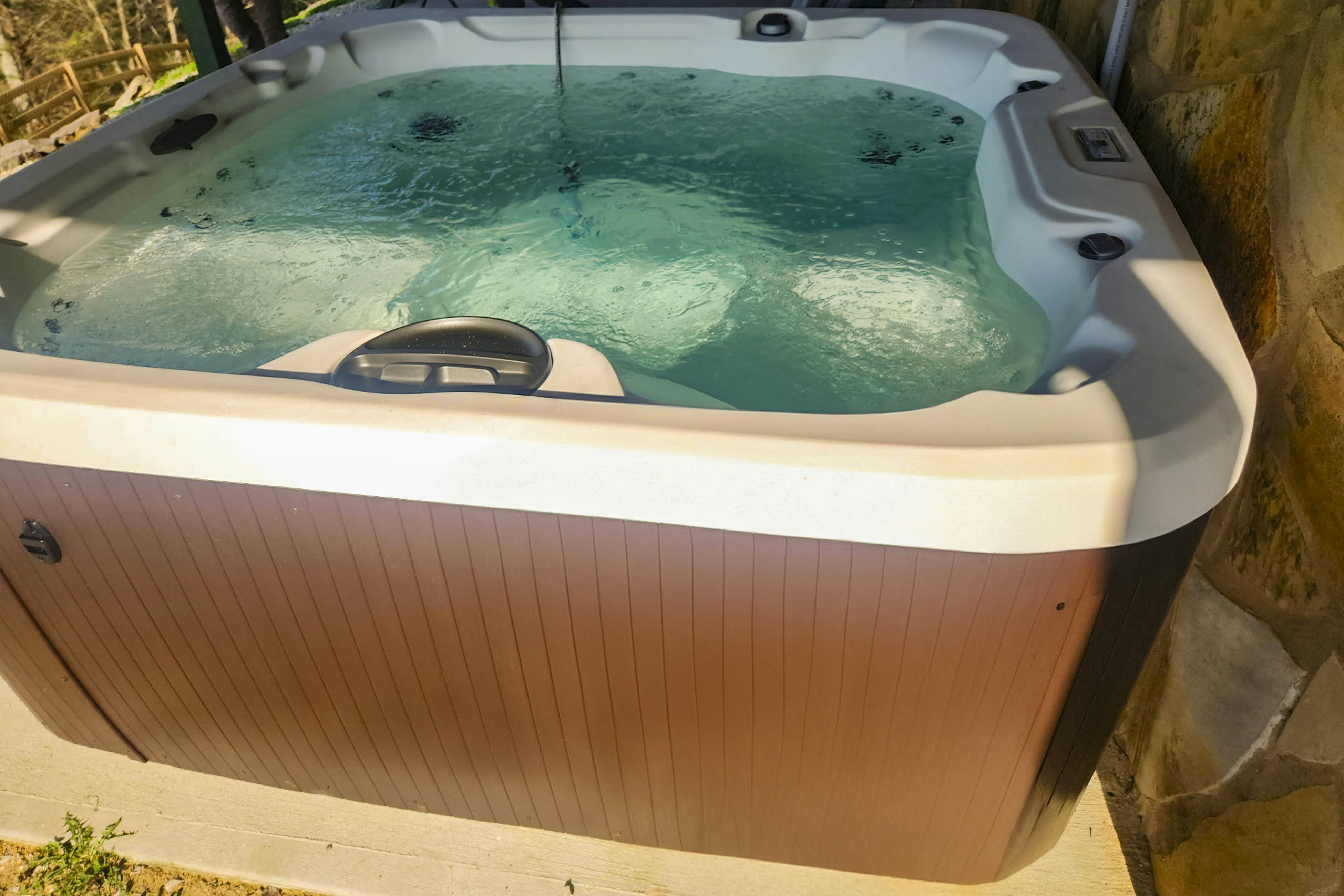 Cozy Home with Hot Tub, Stunning Views, Fire Pit, and Large Fenced-In Yard