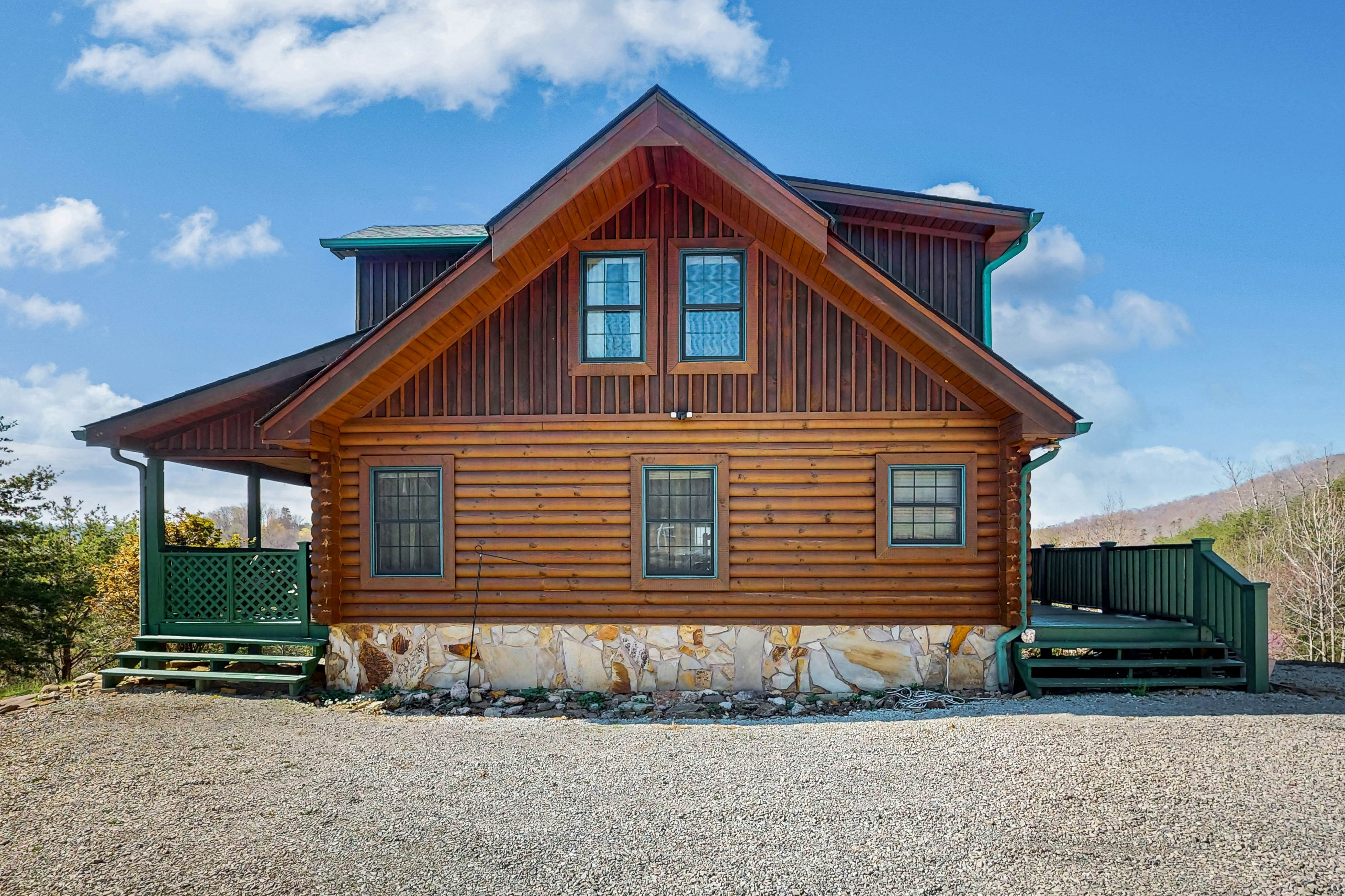 Cozy Home with Hot Tub, Stunning Views, Fire Pit, and Large Fenced-In Yard