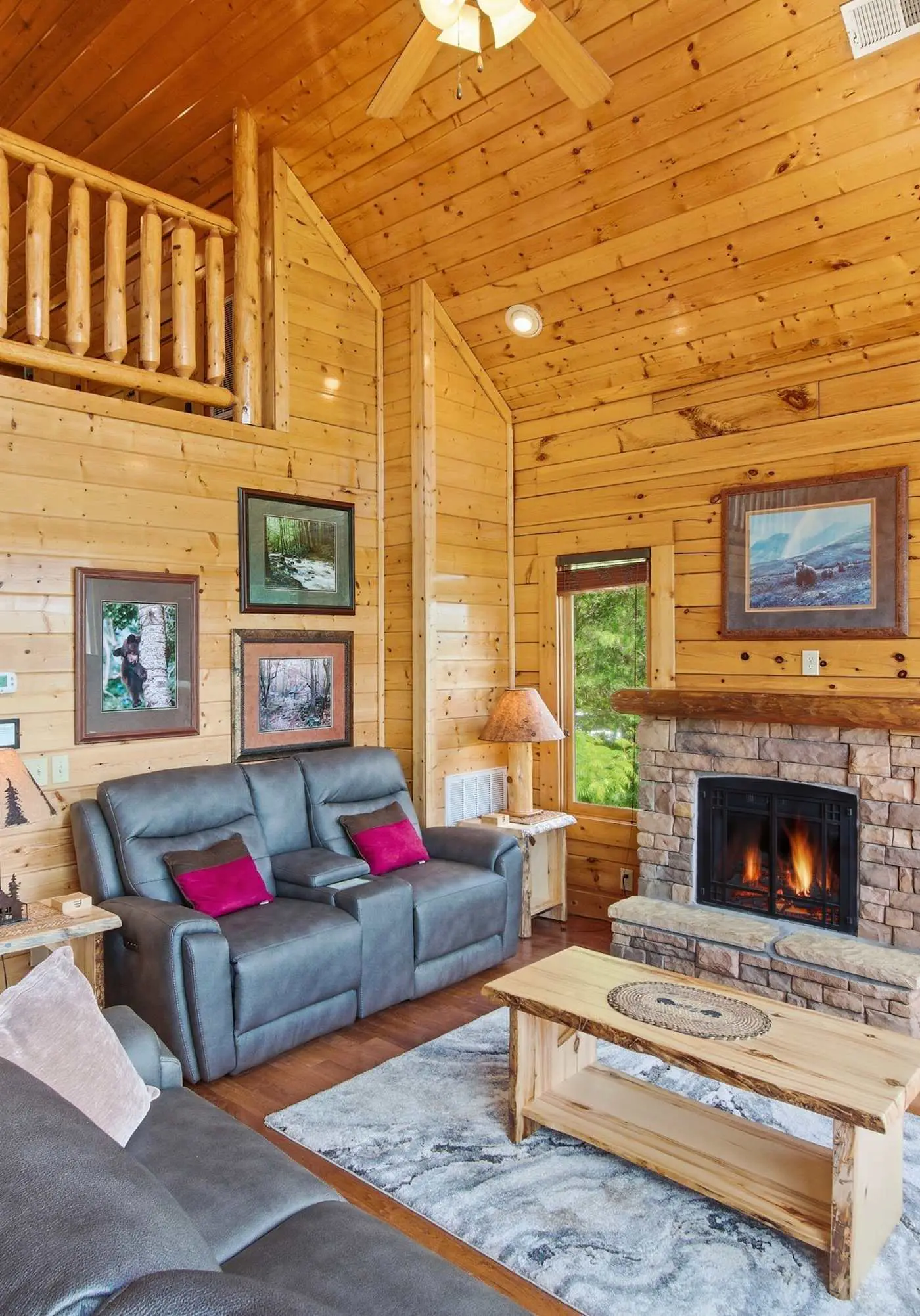 Cabin W Amazing Views・Hot Tub・Shared Sauna - Pool