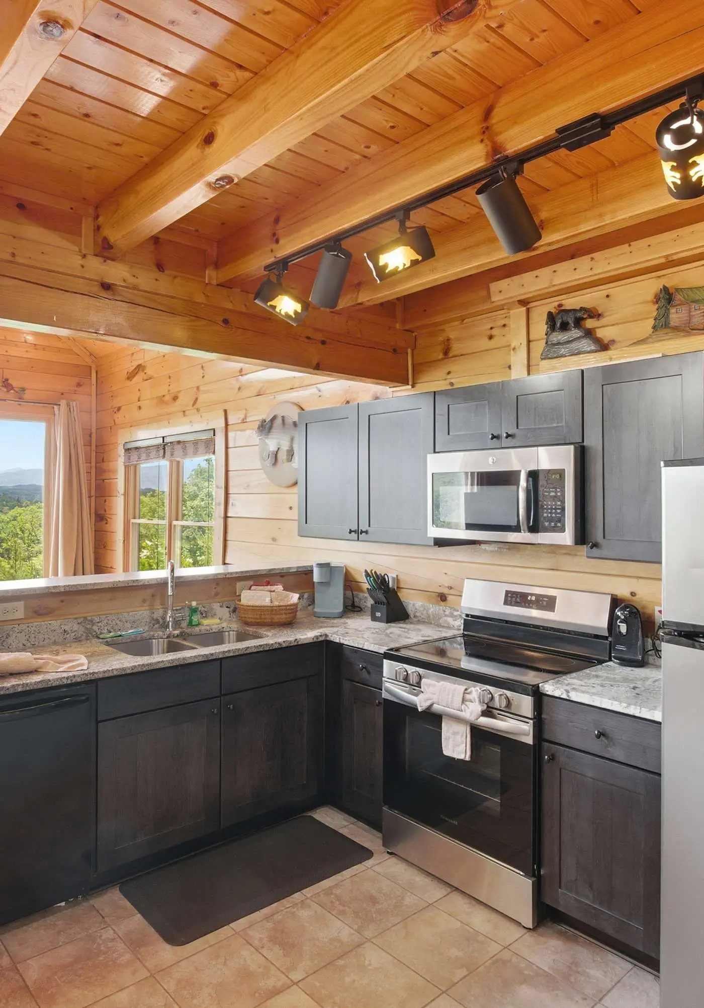 Cabin W Amazing Views・Hot Tub・Shared Sauna - Pool