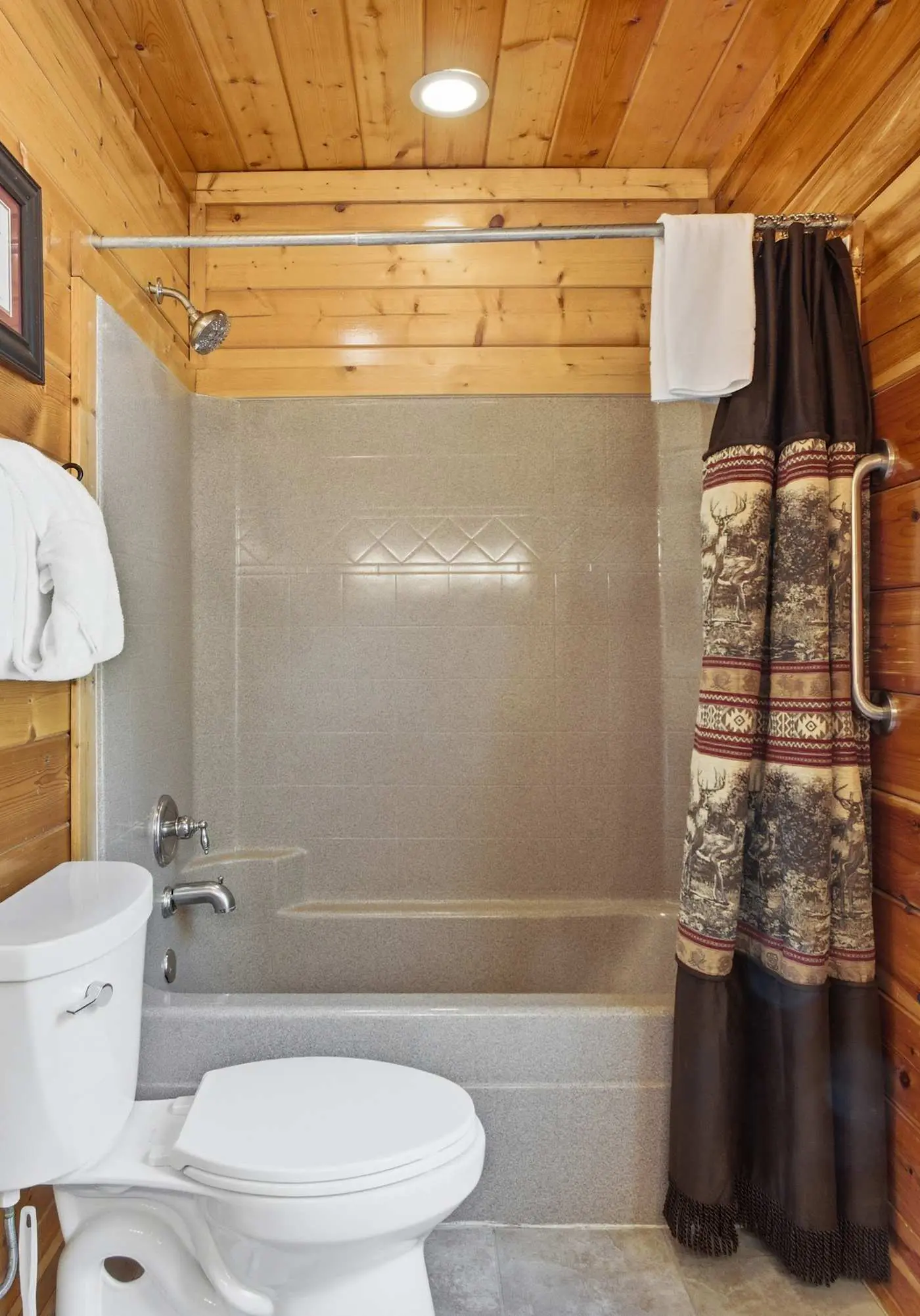 Cabin W Amazing Views・Hot Tub・Shared Sauna - Pool