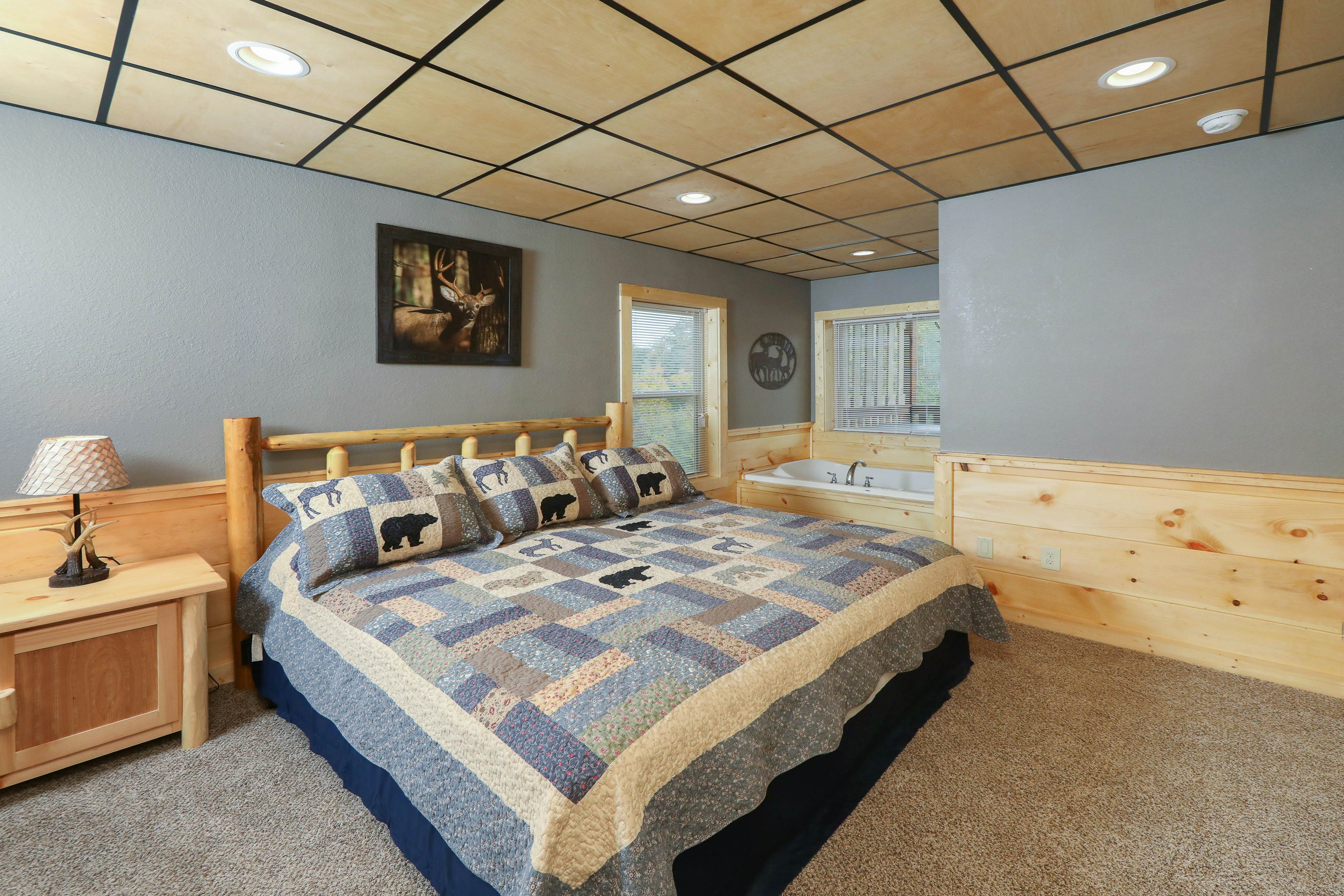 Cozy Cabin, Sleep 8・Theater Room・Pool Table・Deck