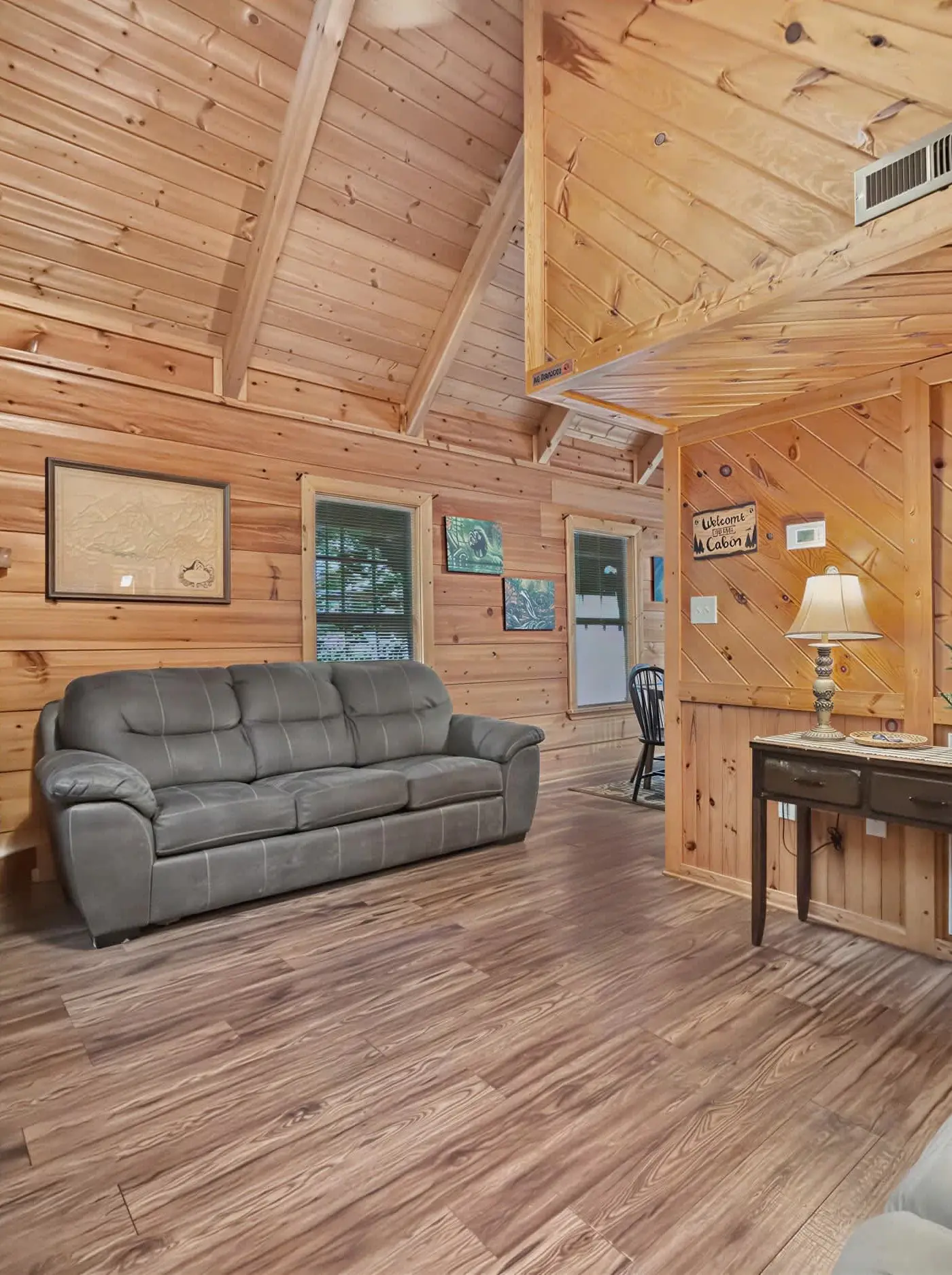 Near Dollywood Cabin Escape・Deck・Private Hot Tub