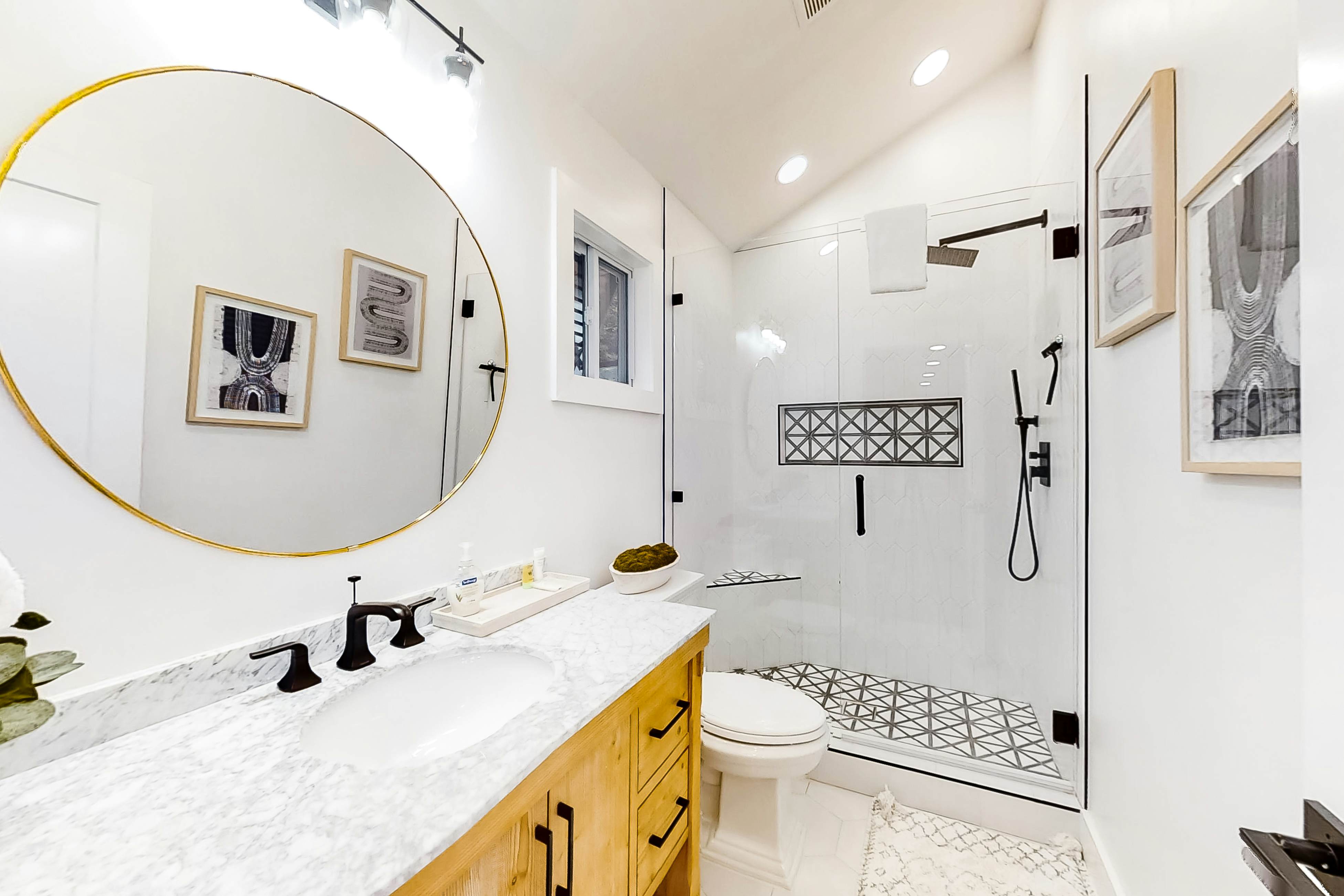 Waterfront Norris Lake Gem | Dock・Fire Pit・Decks