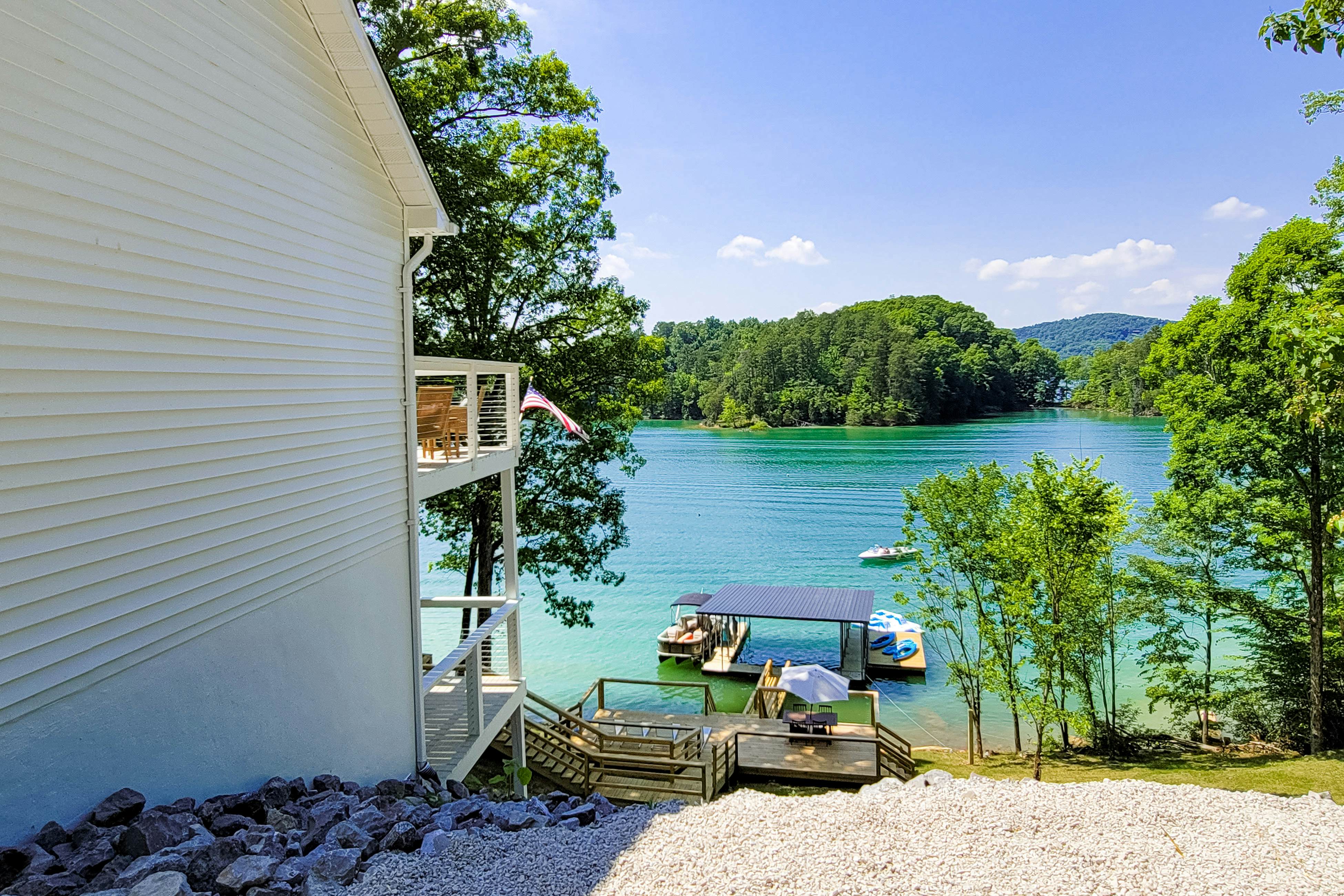 Waterfront Norris Lake Gem | Dock・Fire Pit・Decks