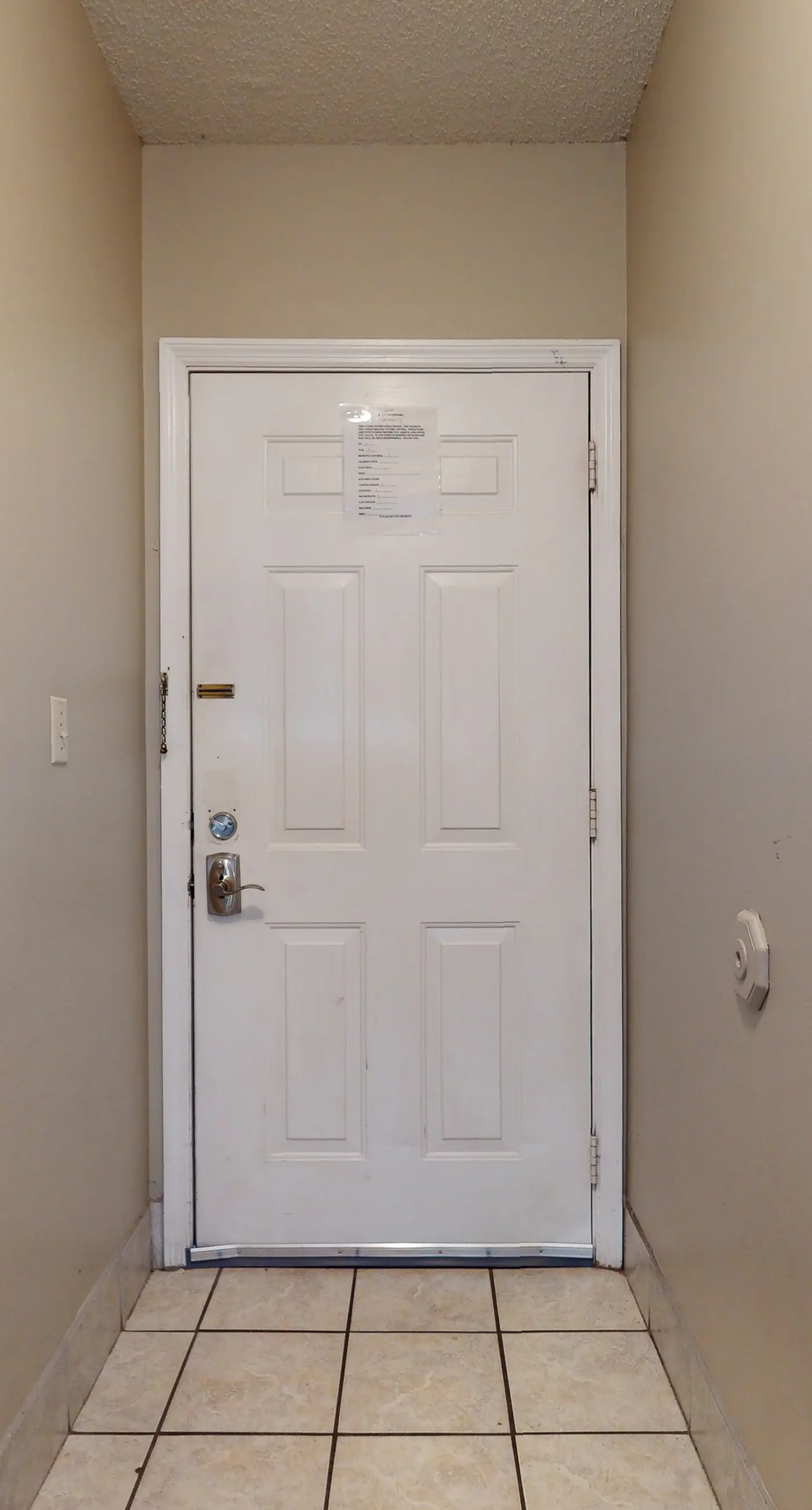 Riverfront Condo, Sleeps 6, Shared Pool, Fireplace