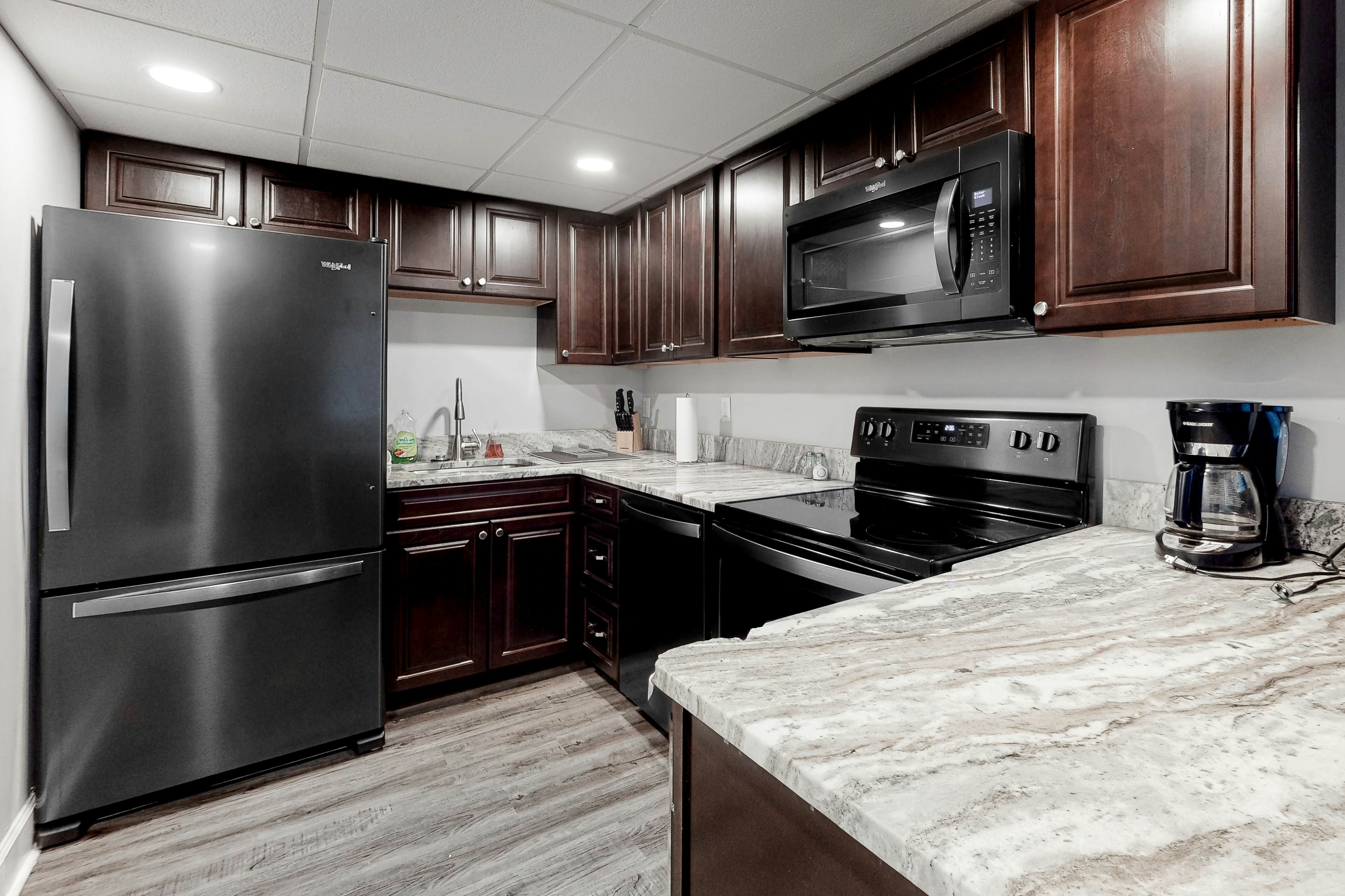 Newly Remodeled Downtown Riverfront Condo W/ Free Attraction Tickets