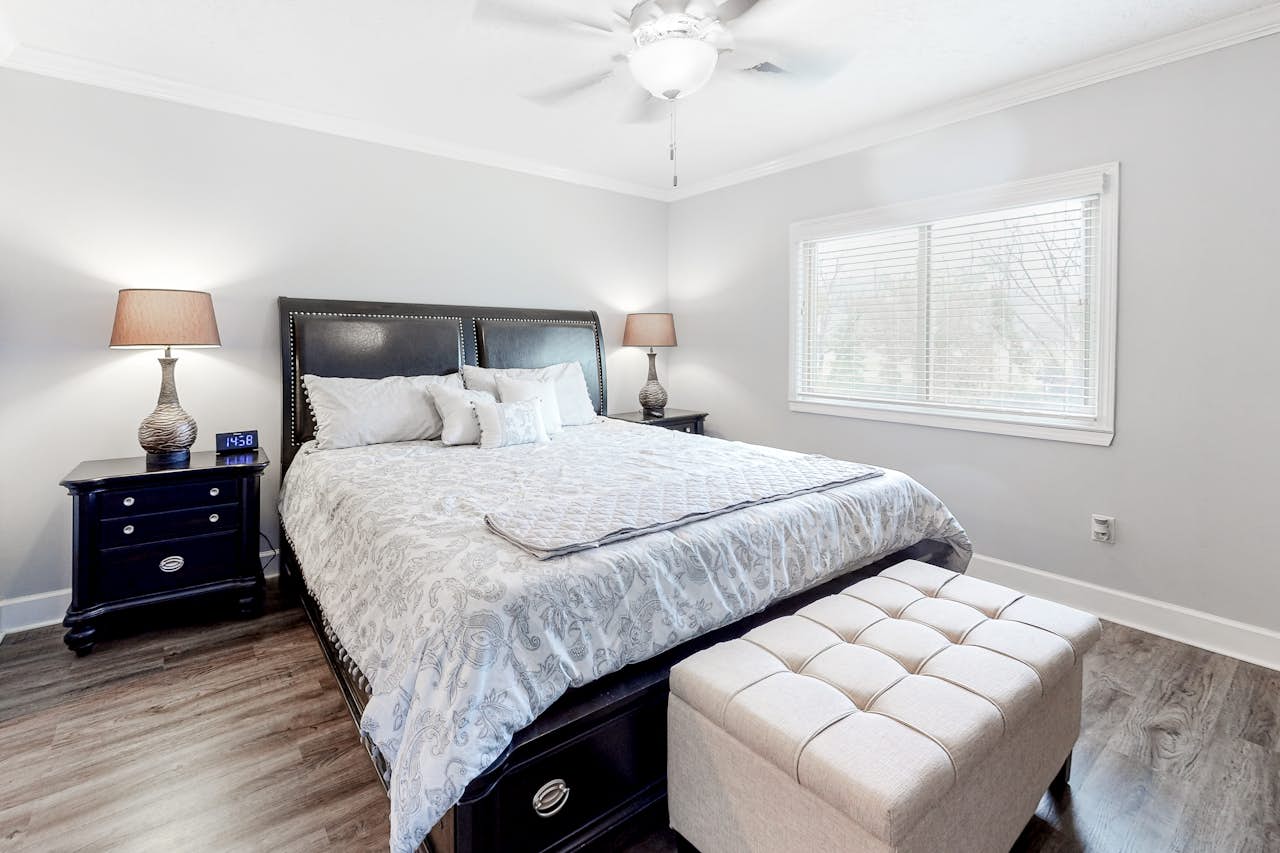 Newly Remodeled Downtown Riverfront Condo, Sleep 6