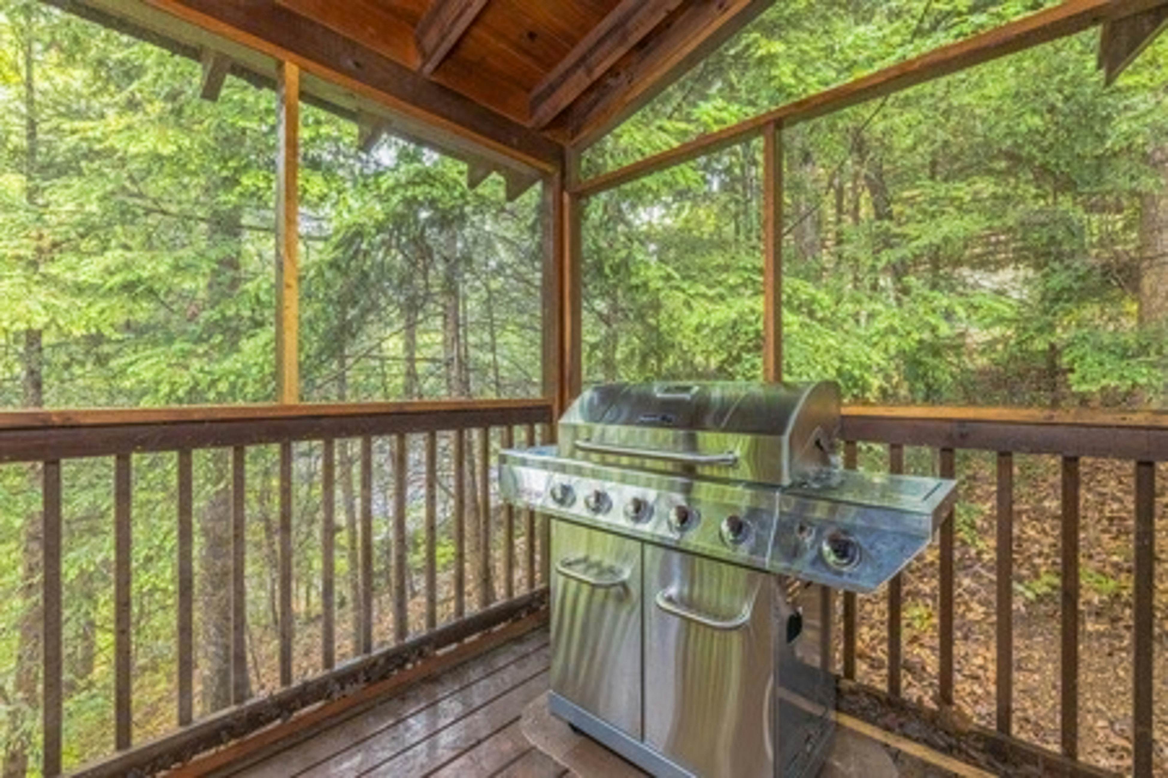 Cozy Log Cabin, Sleeps 4・Hot Tub・Grill・Game Room