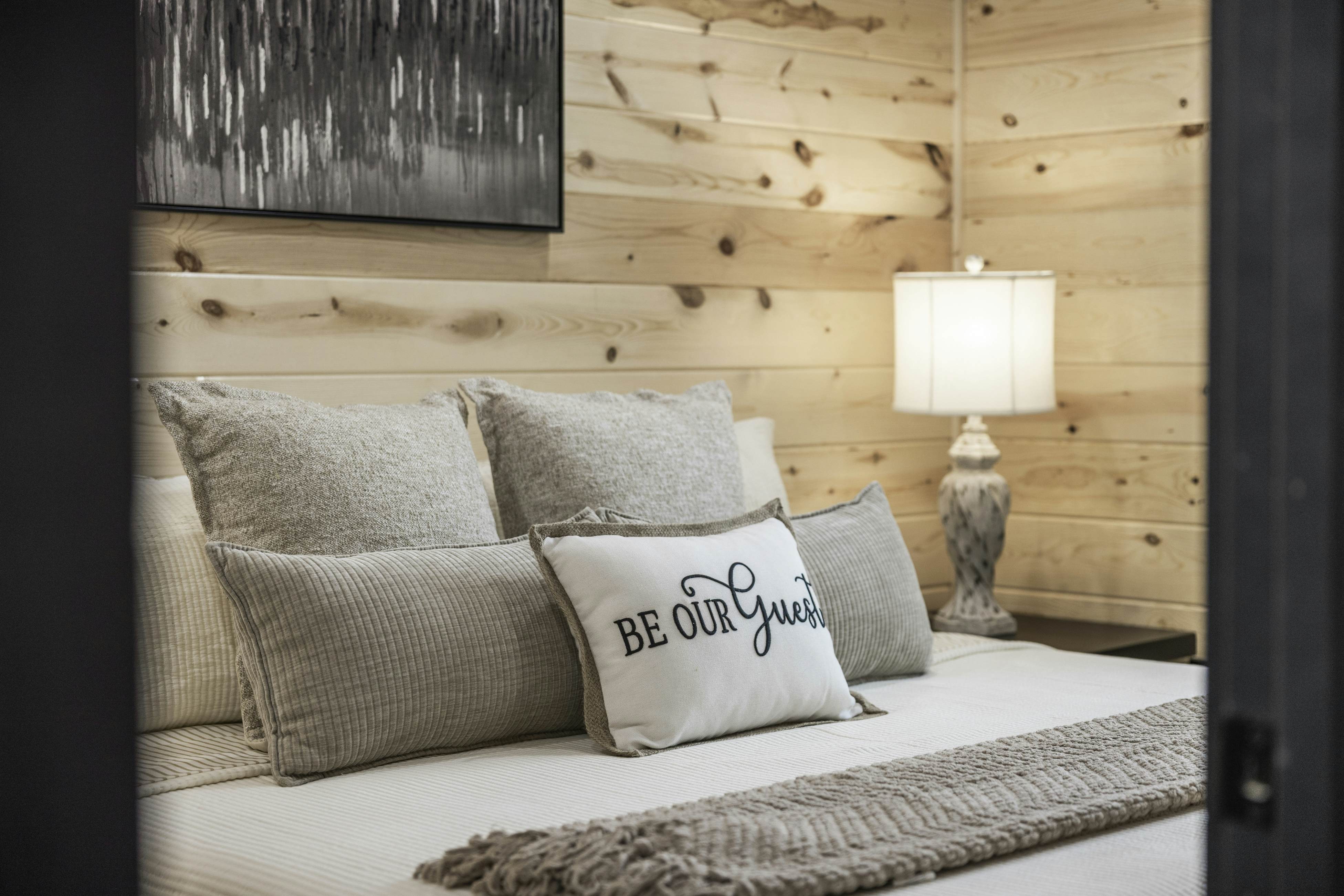 Movie Fanatic Home, Sleep 28・Hot Tub・Theater・Games