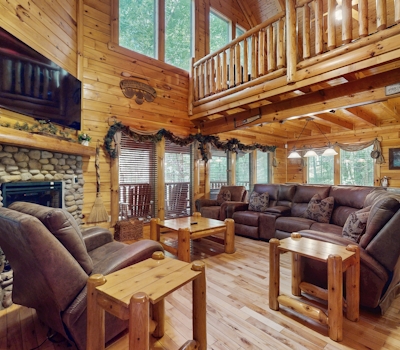 Family Friendly Cabin, Sleeps 10・Hot Tub・Jacuzzi