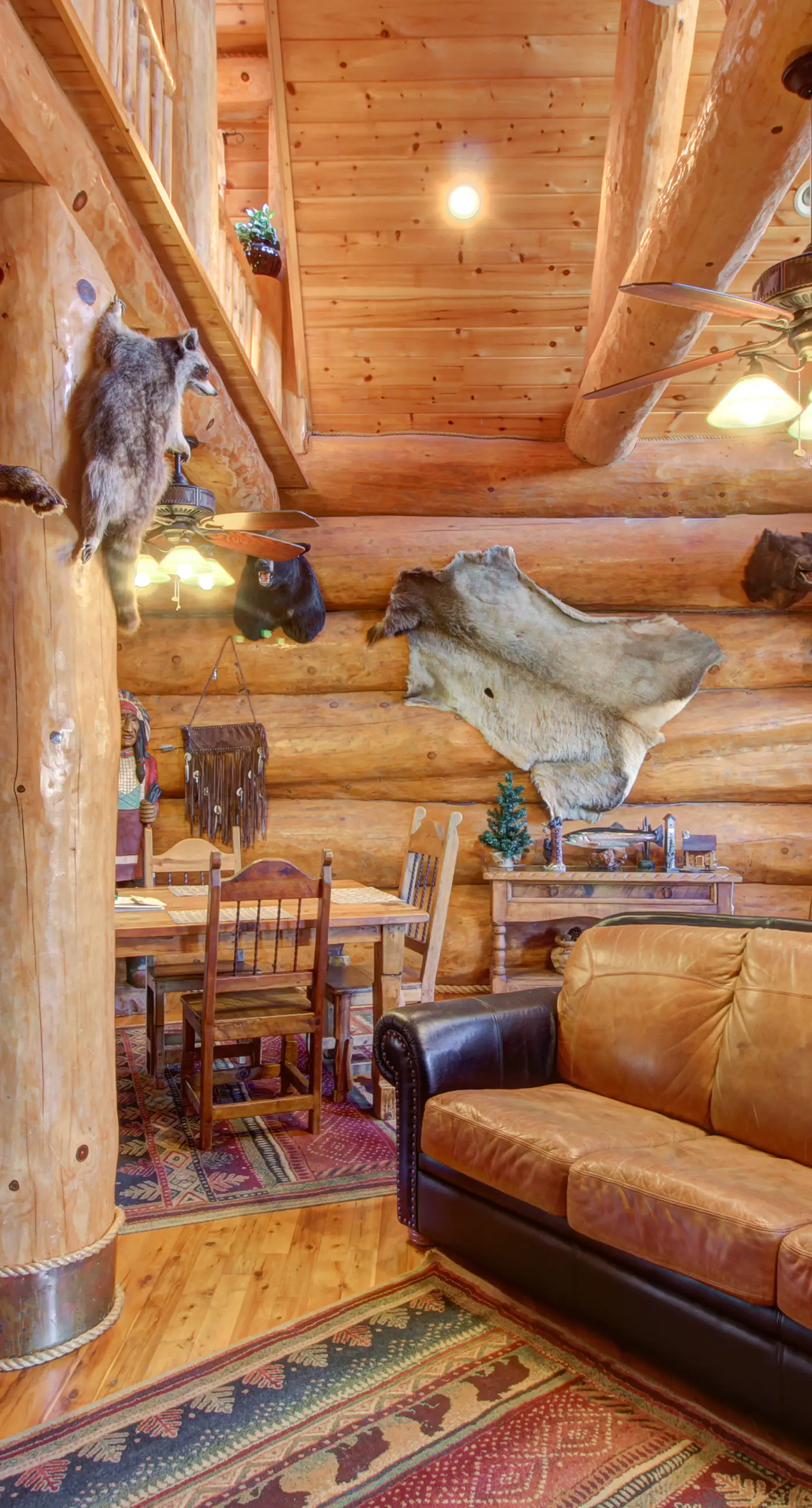 Pet Friendly Near Dollywood Cabin・Hot tub・Views