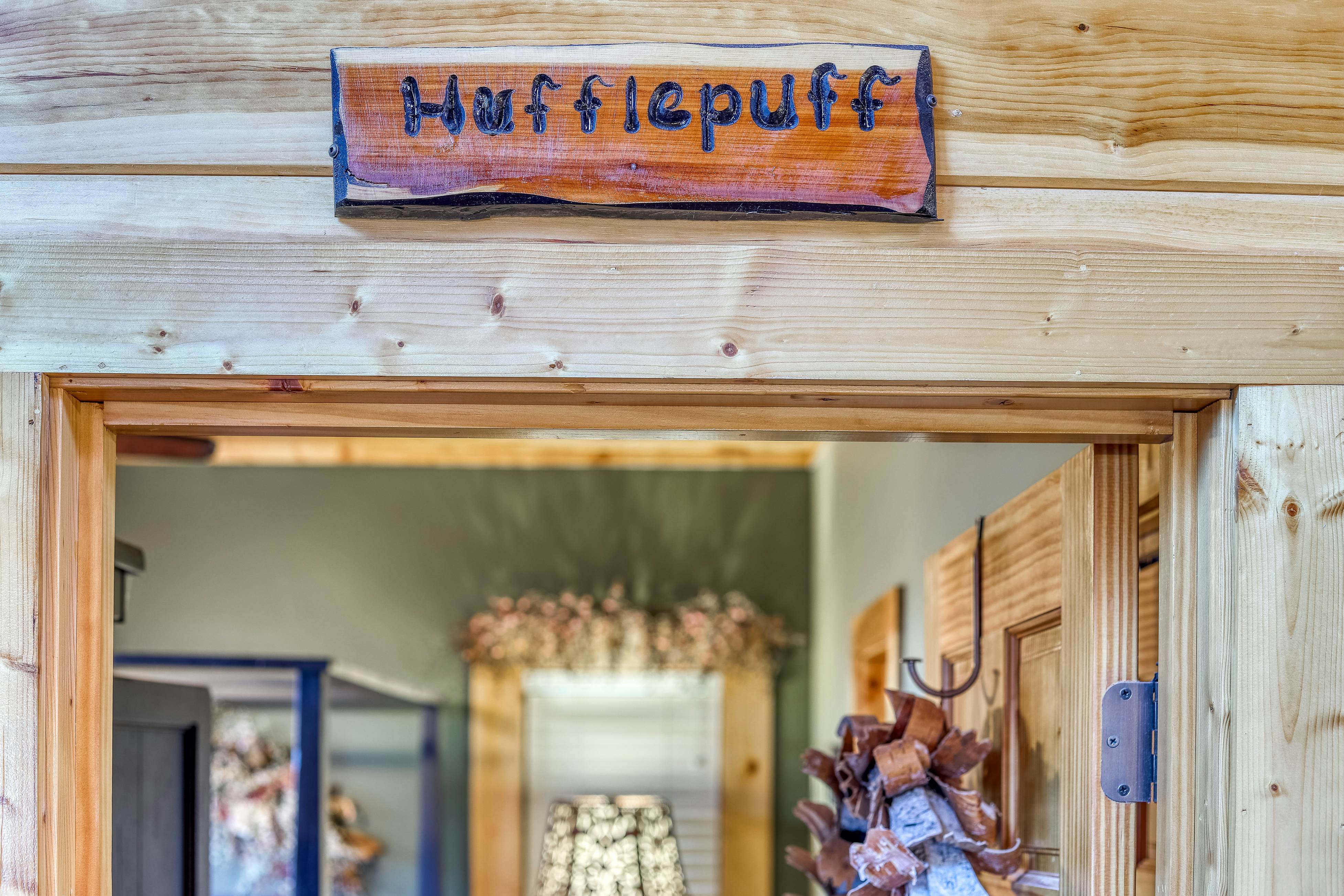 Mtn Getaway, Sleeps 12・Spectacular Views・Hot Tub