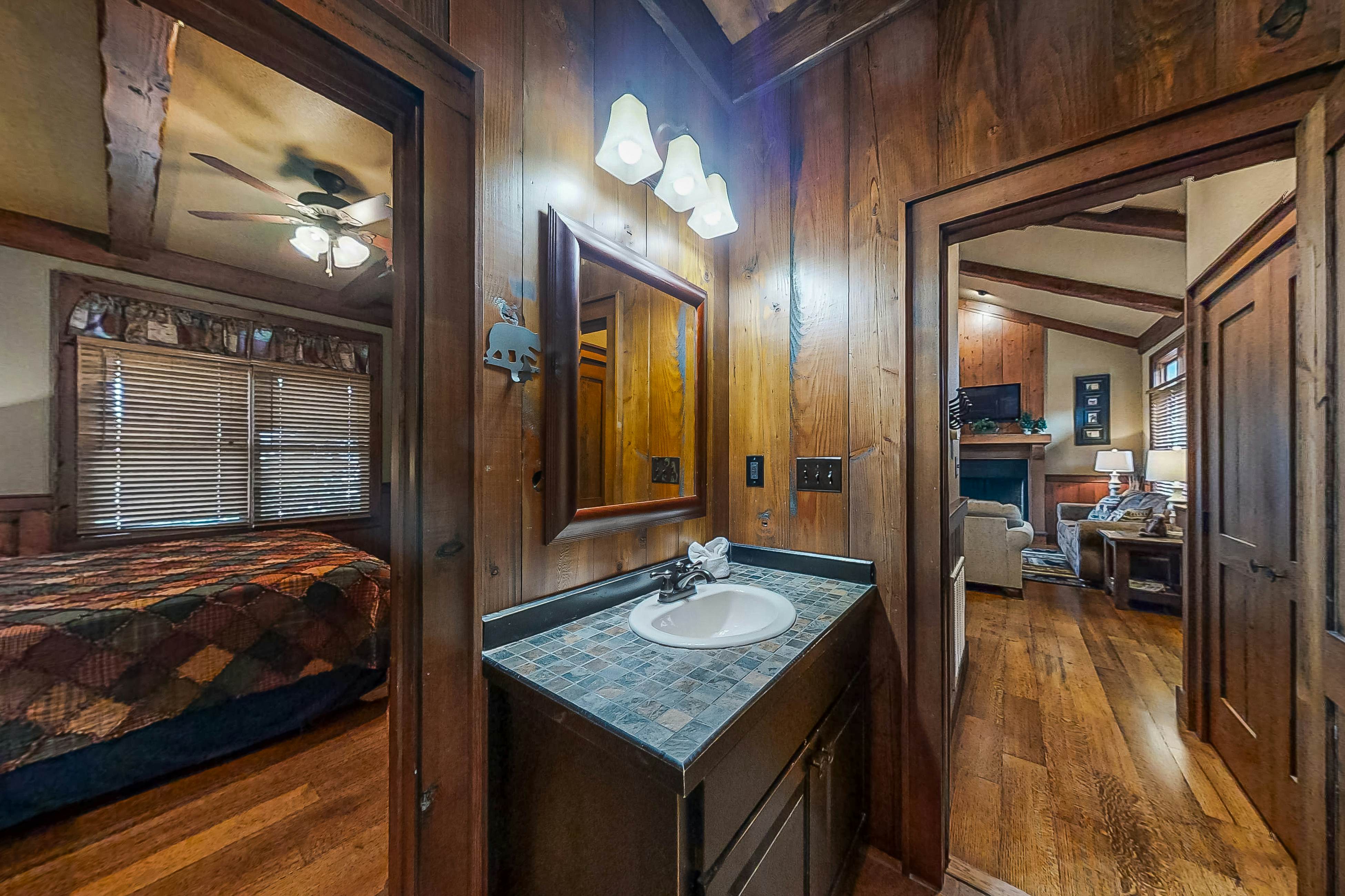 Mtn View Cabin, Sleeps 4・Mins from National Park