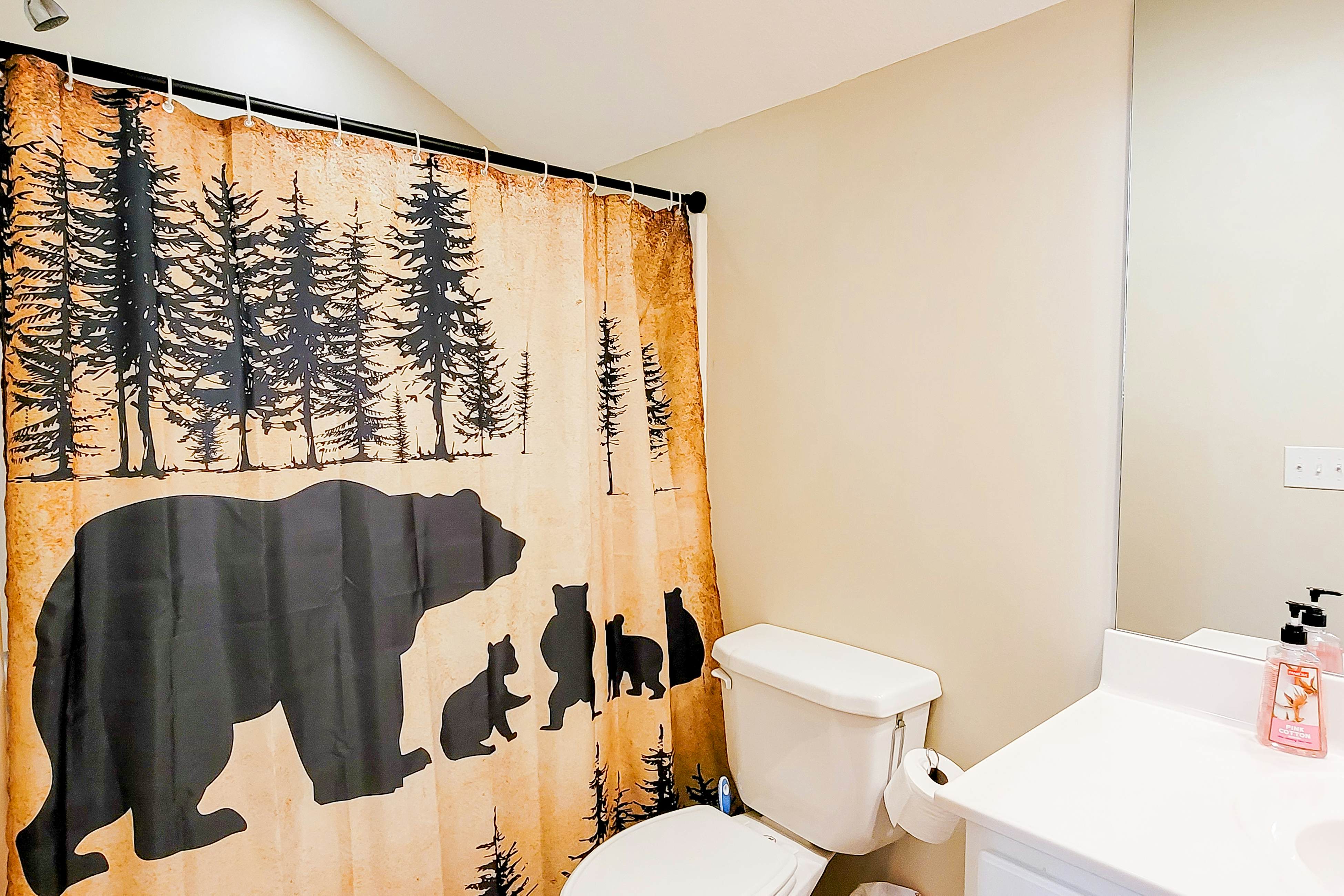 Mountain Home, Sleeps 10・Fireplace・Foosball Table