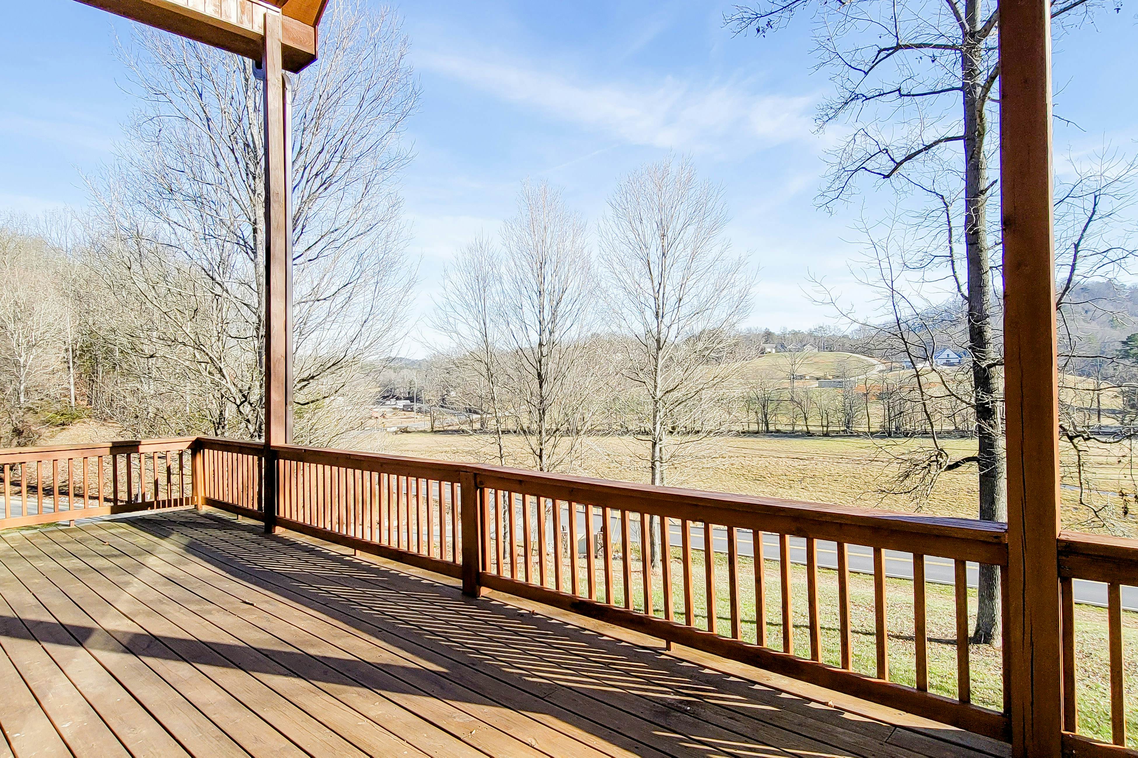 Mountain Home, Sleeps 10・Fireplace・Foosball Table