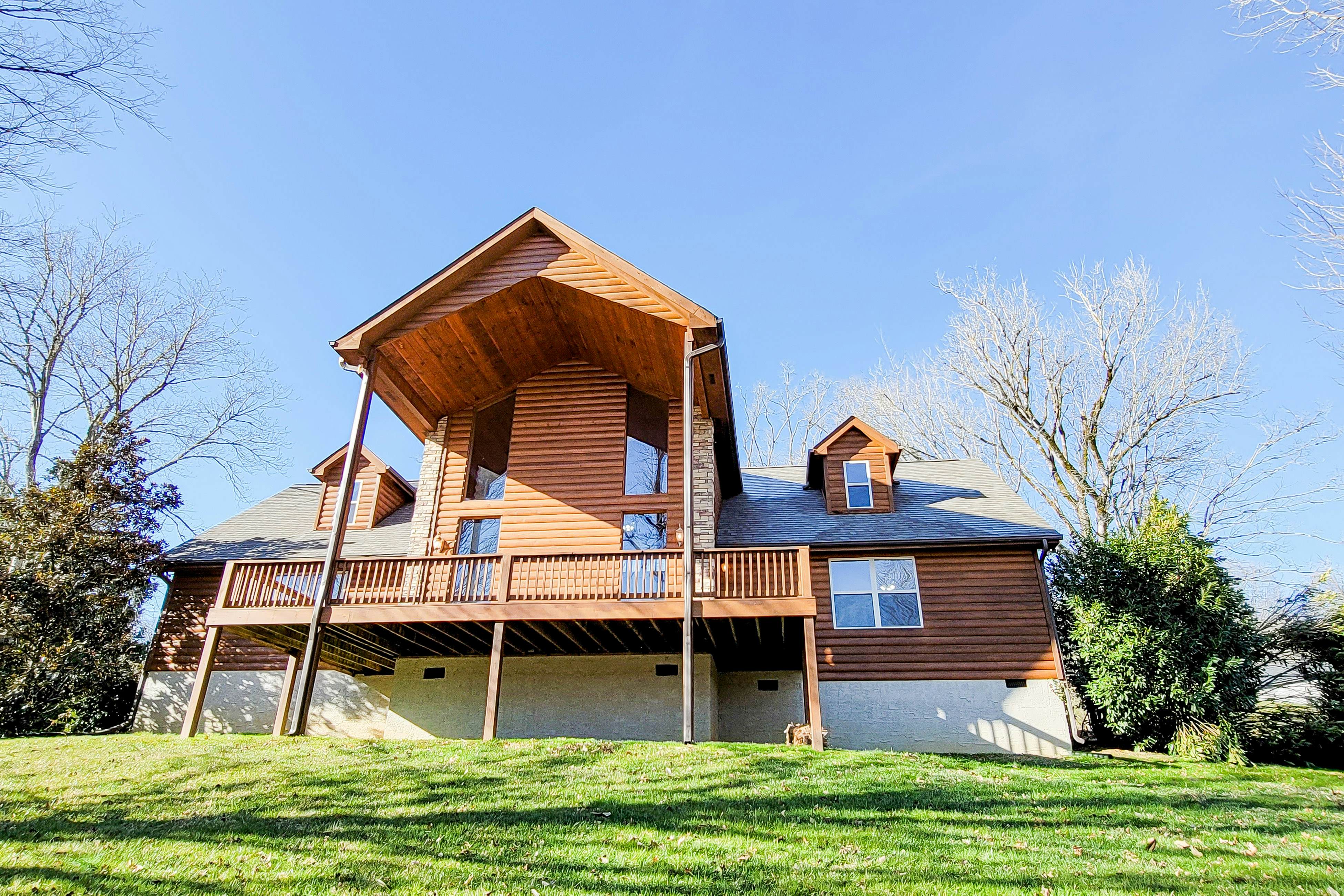 Mountain Home, Sleeps 10・Fireplace・Foosball Table