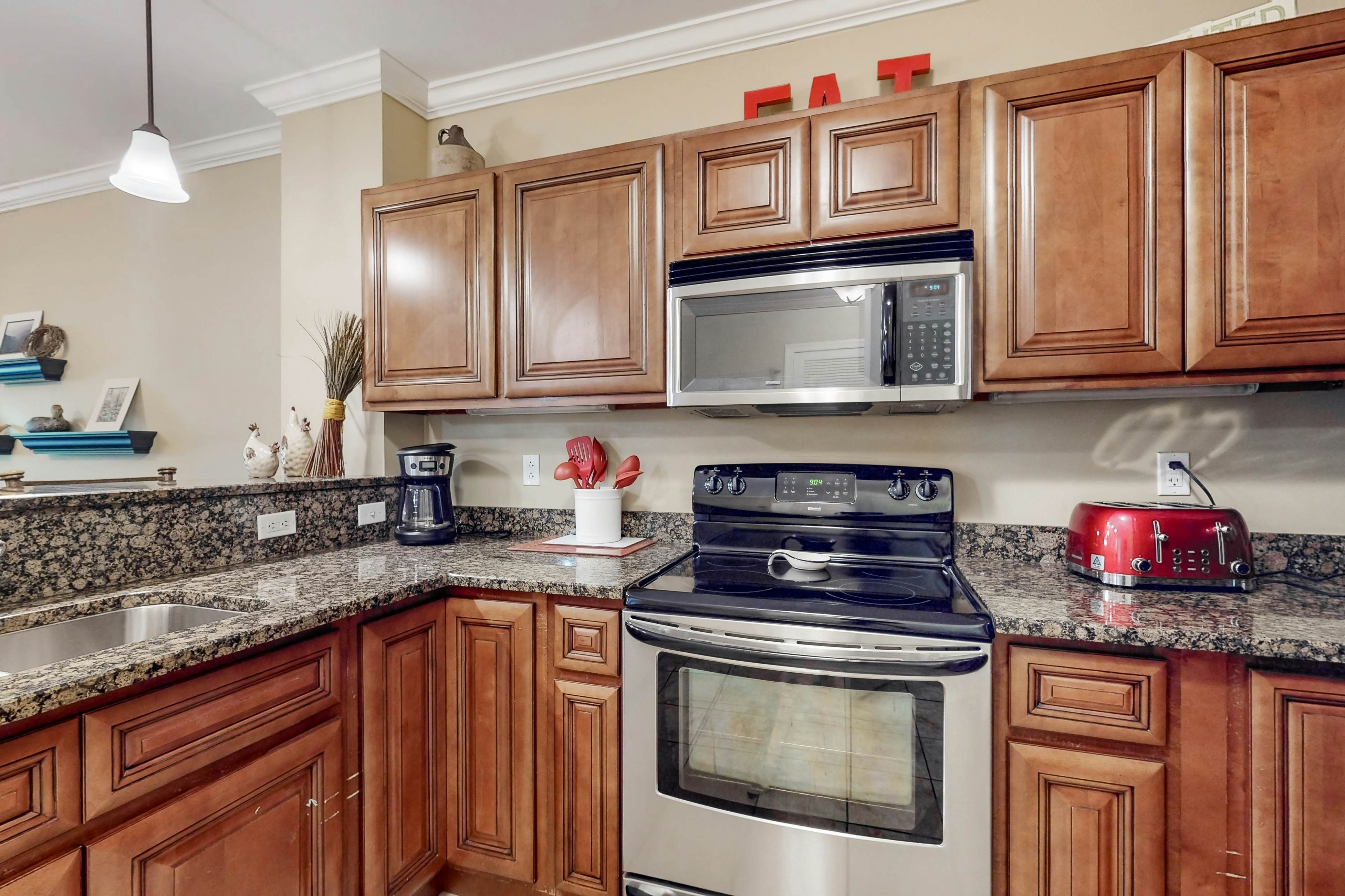 Walk 2 Tram Prime Downtown Locale, Sleep 6・Balcony