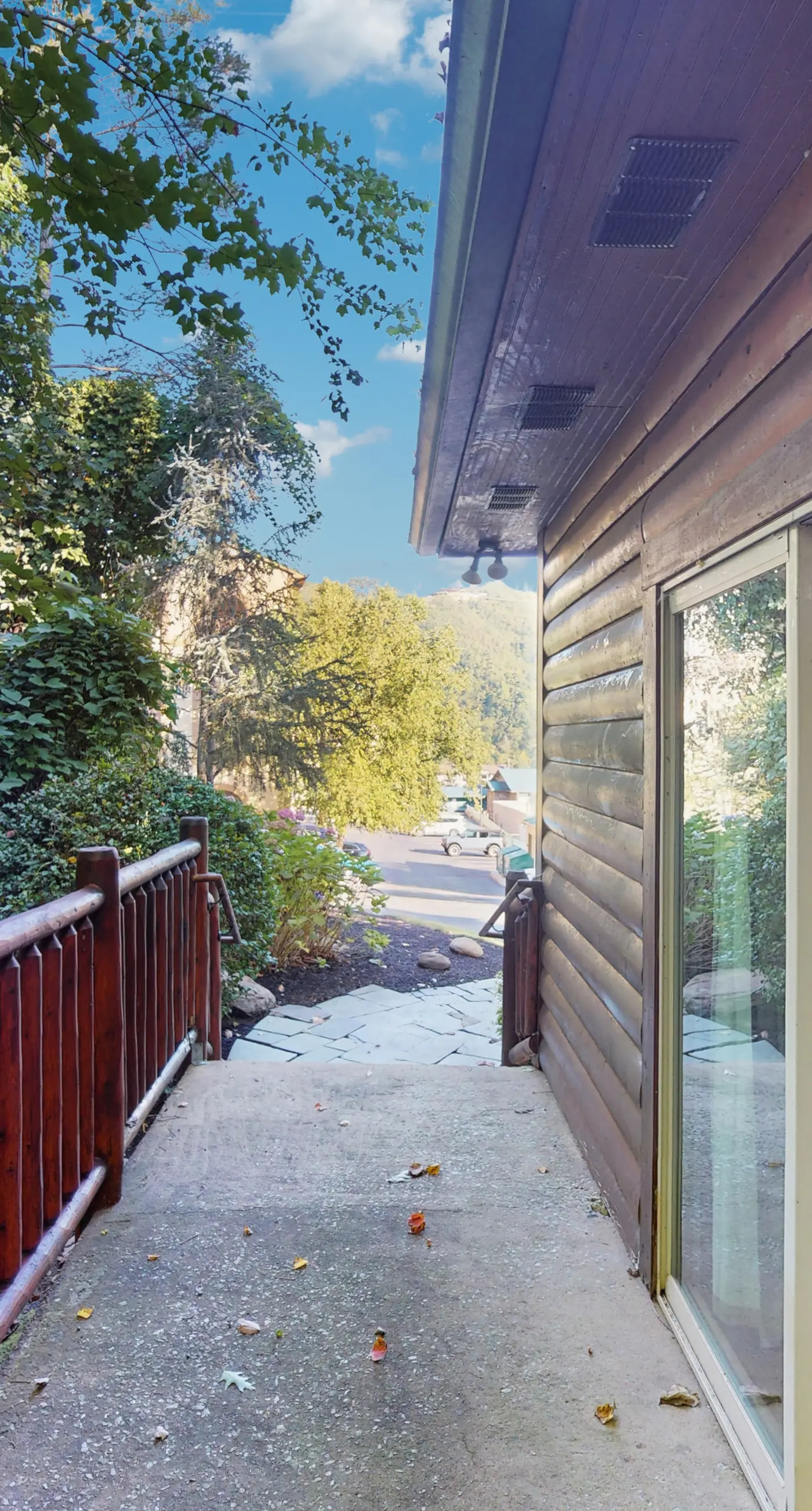 Centrally Located Cabin, Sleeps 6・Pool Table・Views