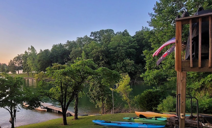 Lakefront Home, Sleeps 10・Amazing Views・Dock