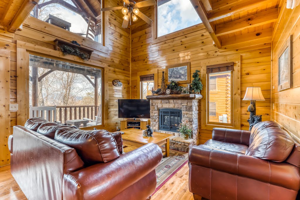 Charming Log cabin, Sleeps 6・Game Room・Hot Tub