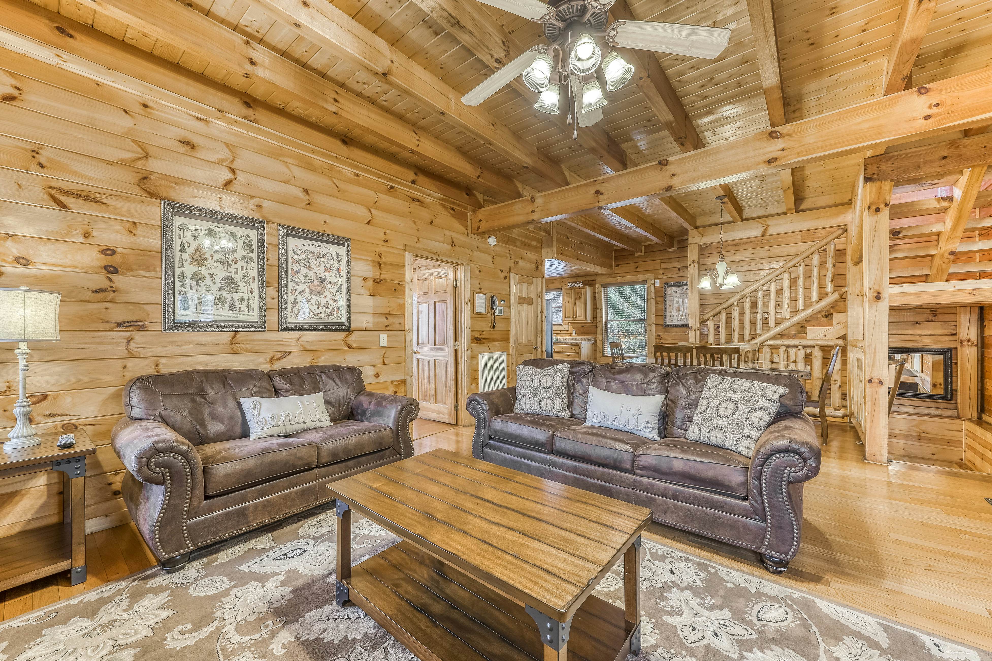 Family Cabin W Mtn View・Near Downtown・Theater