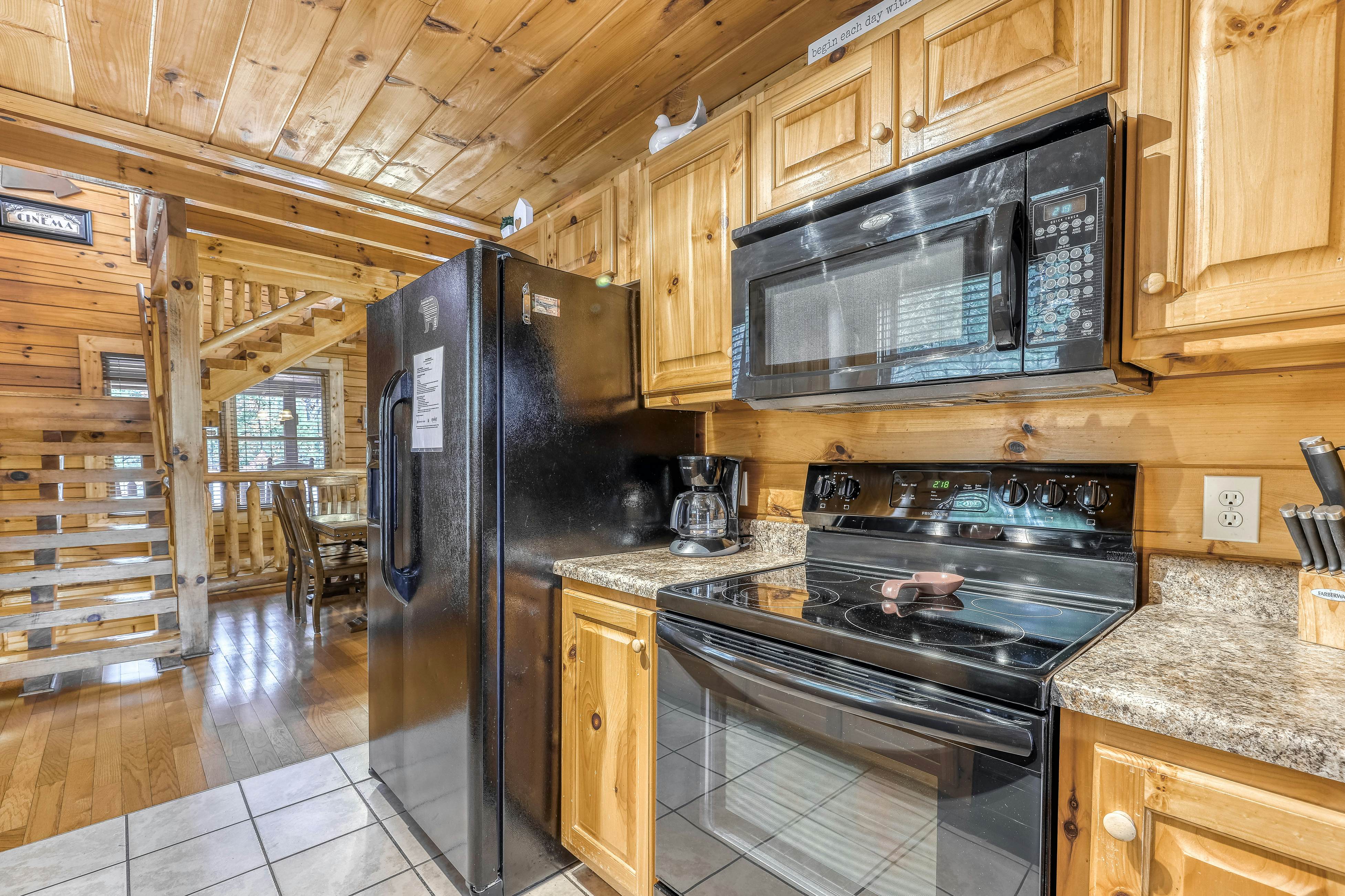 Family Cabin W Mtn View・Near Downtown・Theater