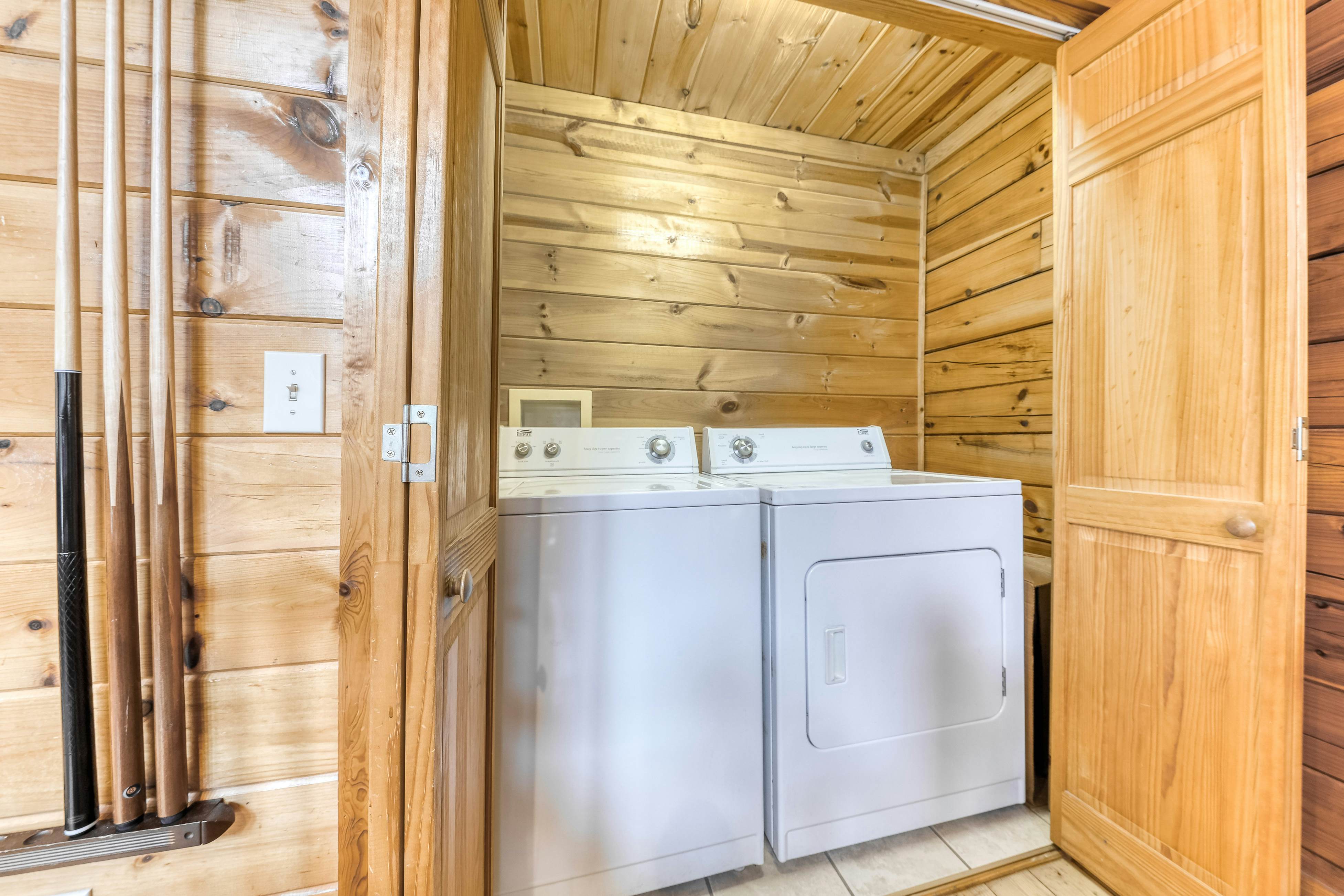 Family Cabin W Mtn View・Near Downtown・Theater