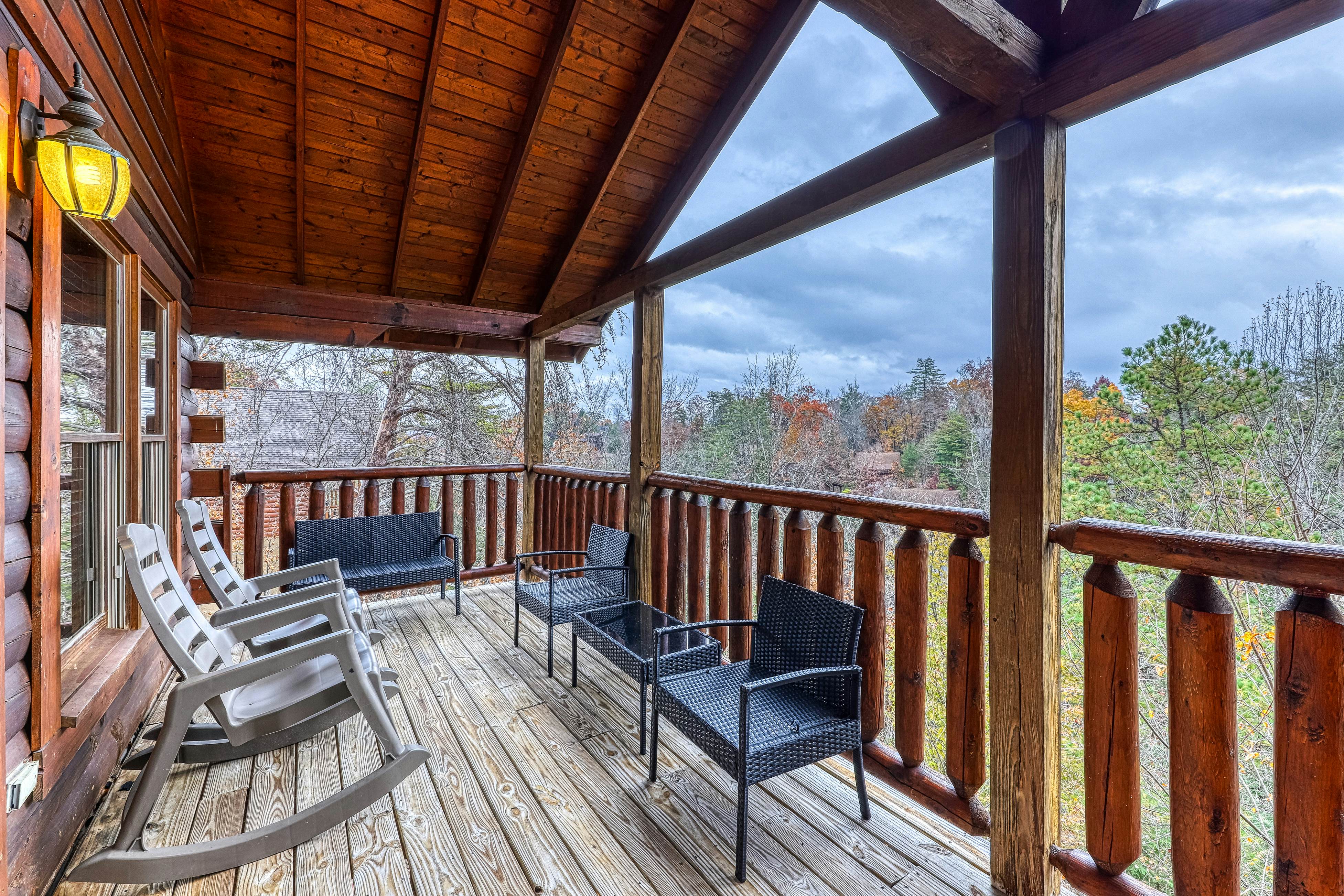 Family Cabin W Mtn View・Near Downtown・Theater