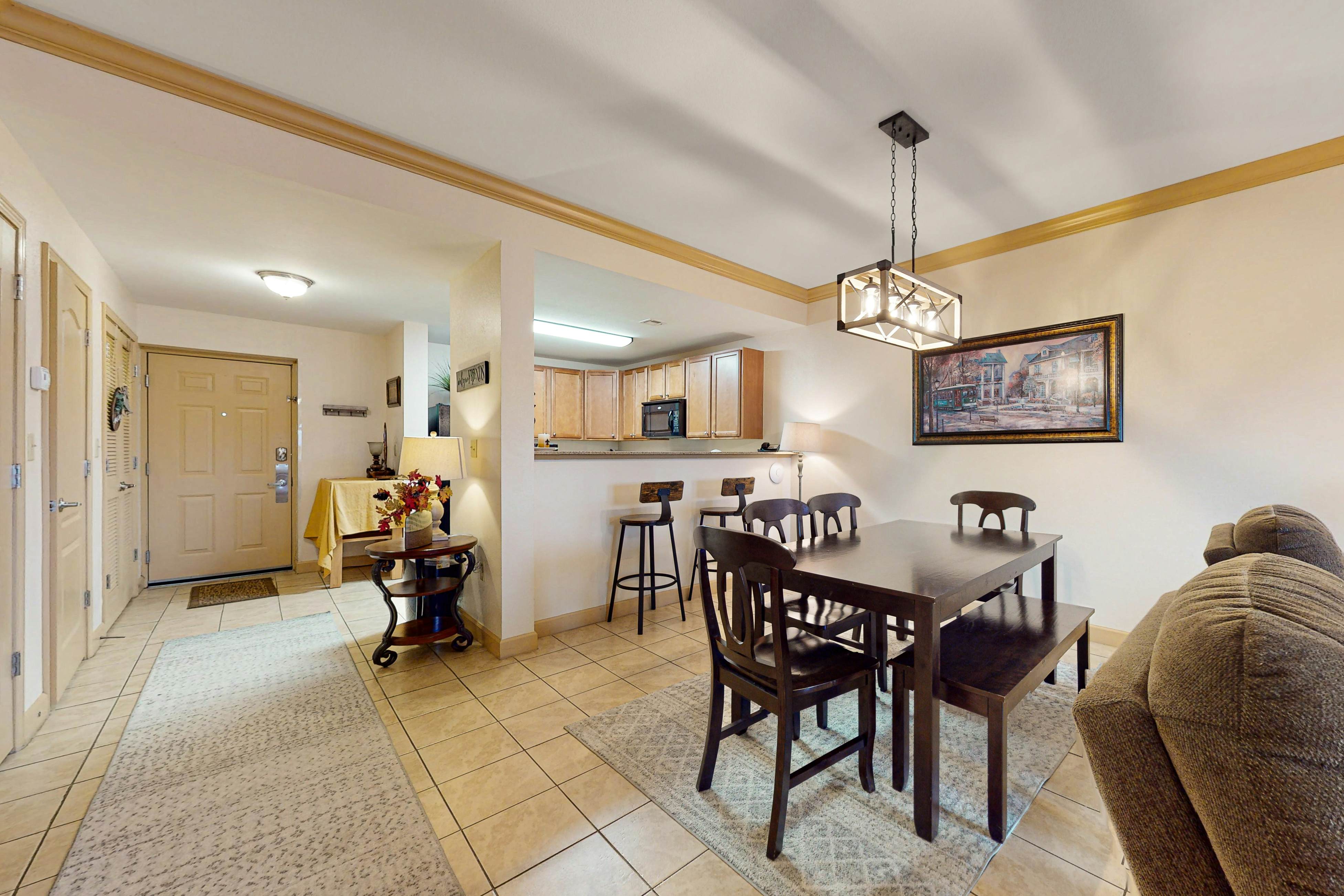 Charming Mtn View Condo, Sleeps 6・2 Pools・Hot Tub