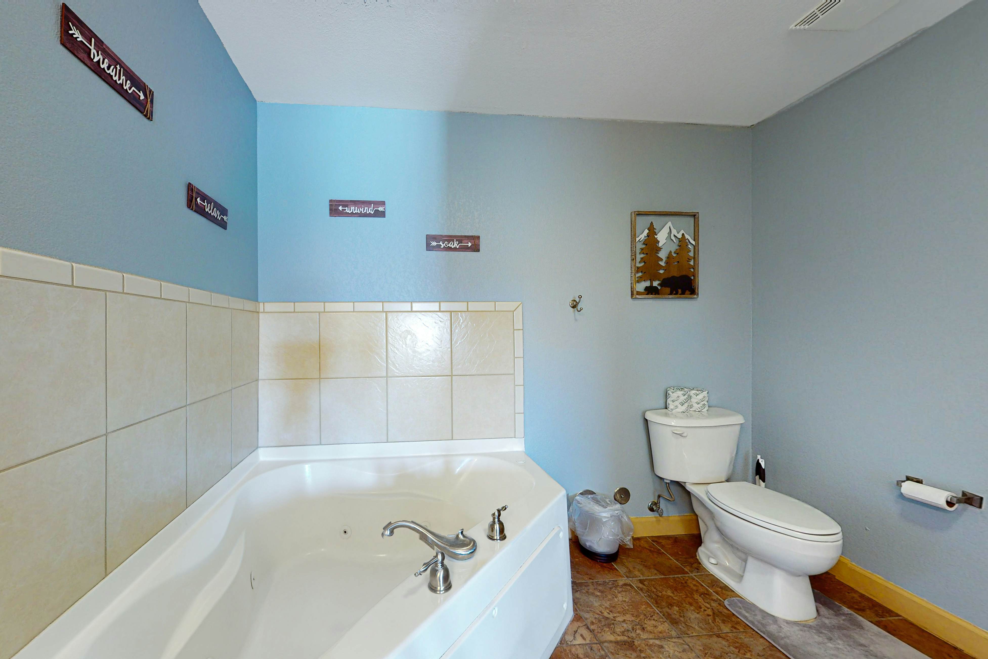 Charming Mtn View Condo, Sleeps 6・2 Pools・Hot Tub