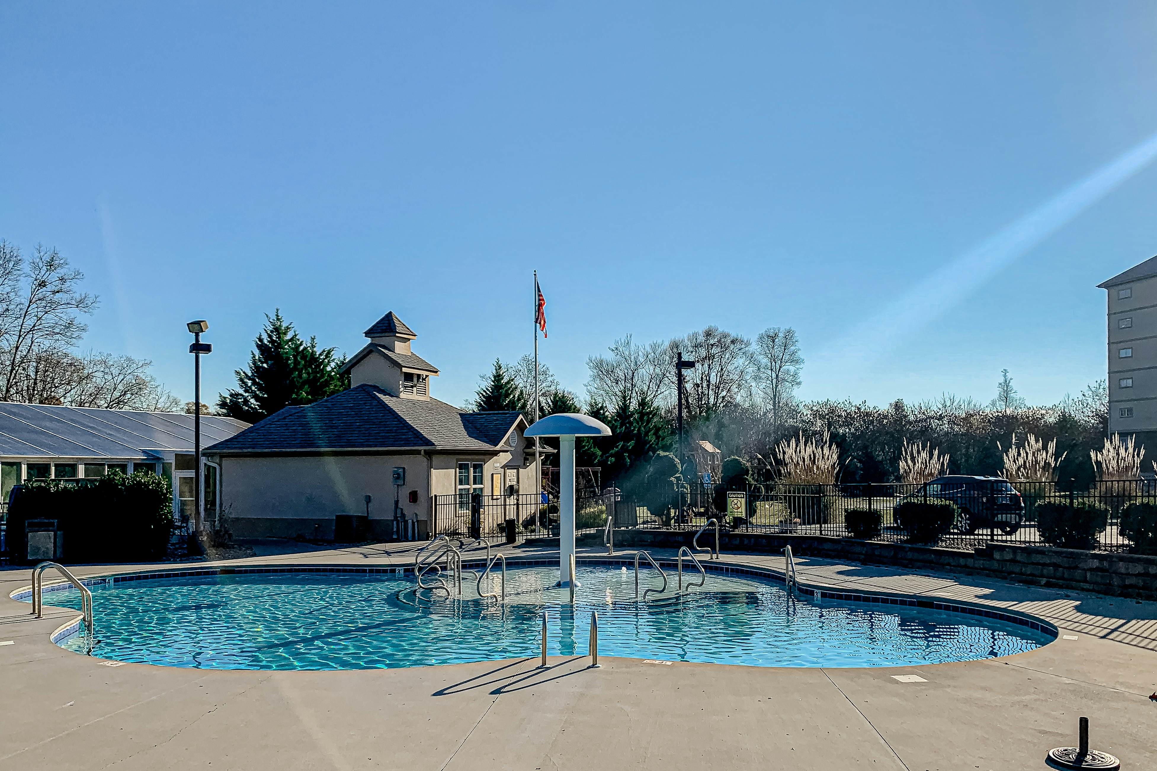 Charming Mtn View Condo, Sleeps 6・2 Pools・Hot Tub