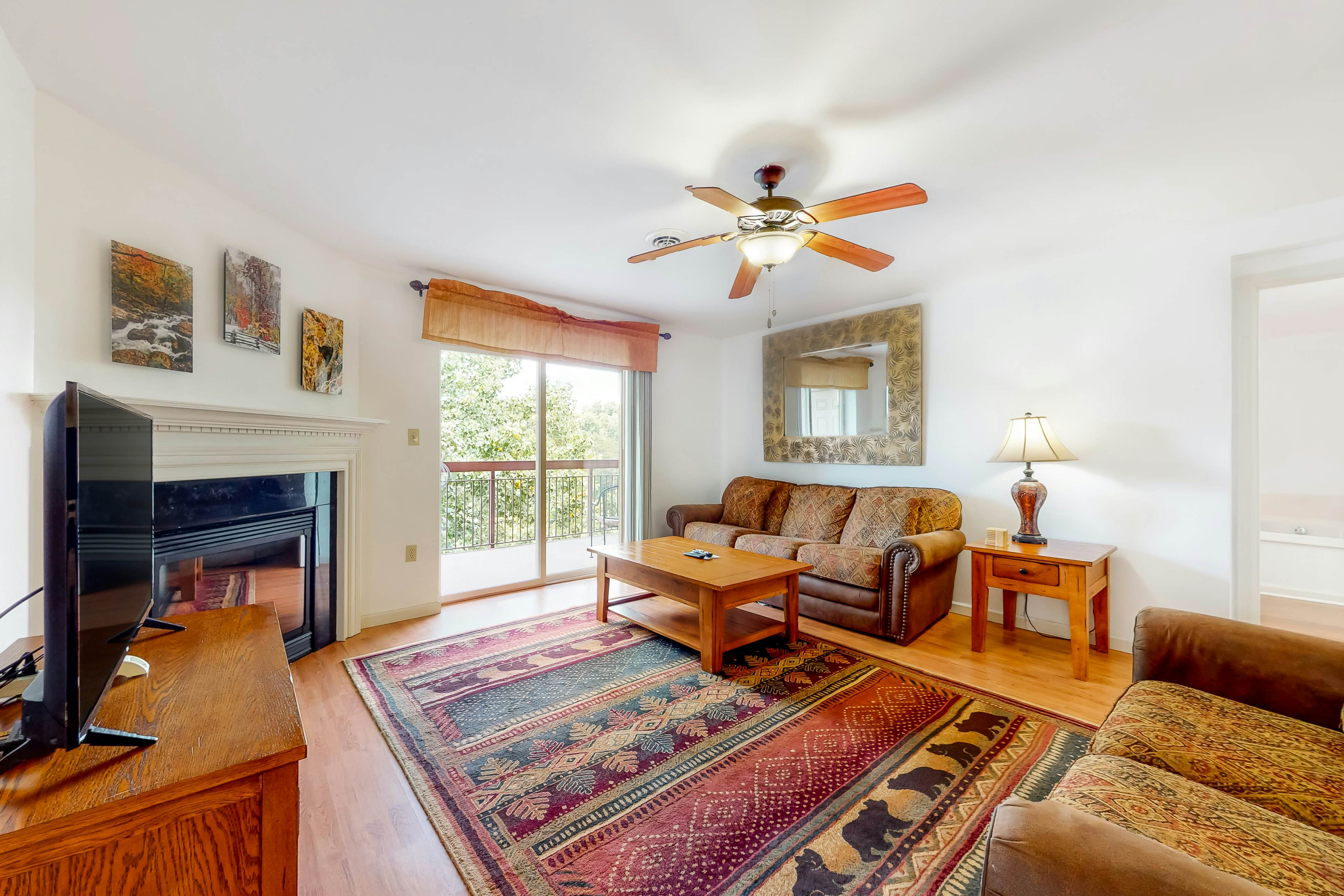 Charming 7th Floor Condo,  Sleeps 8・Shared Amenity