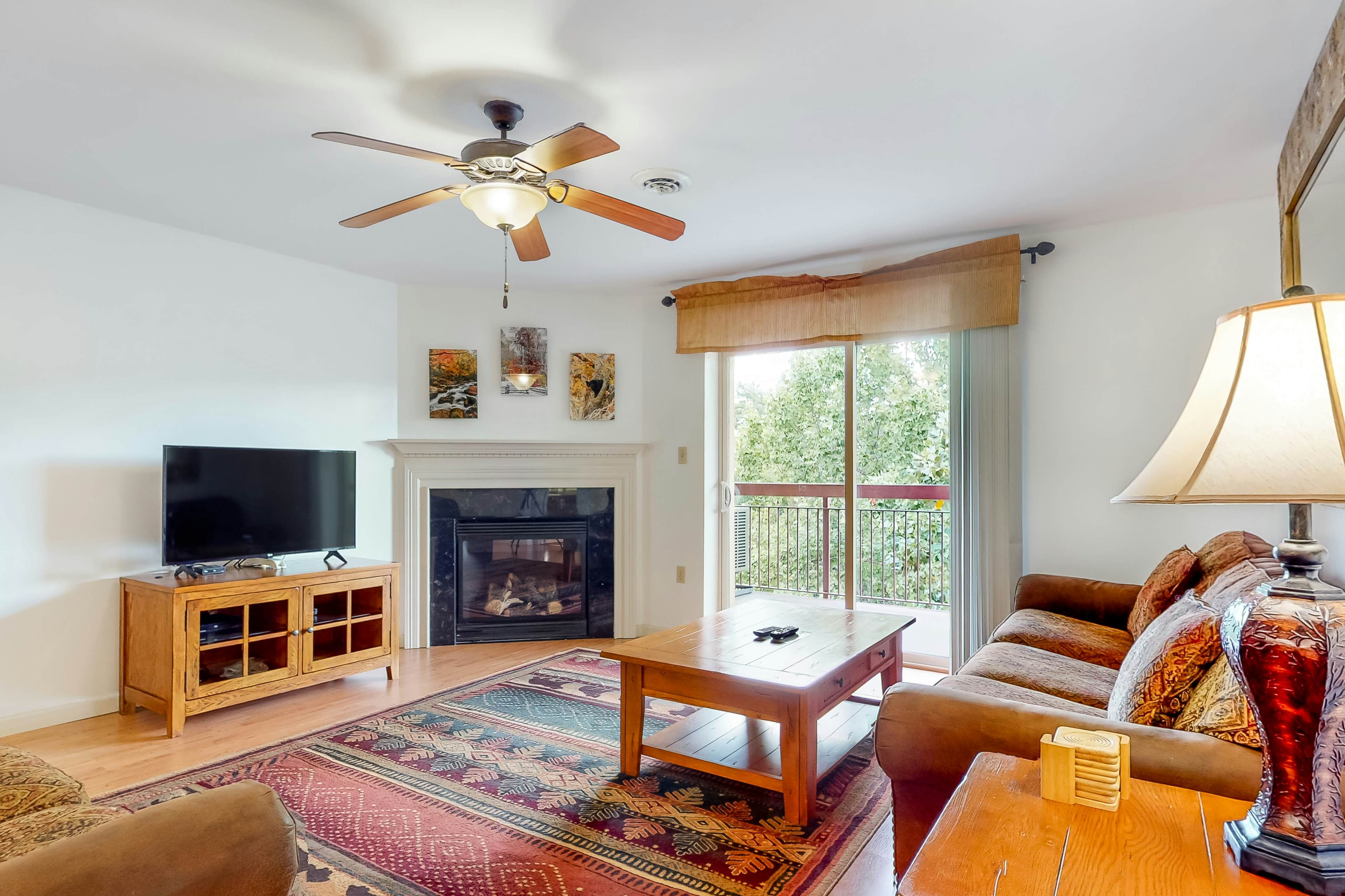 Charming 7th Floor Condo,  Sleeps 8・Shared Amenity