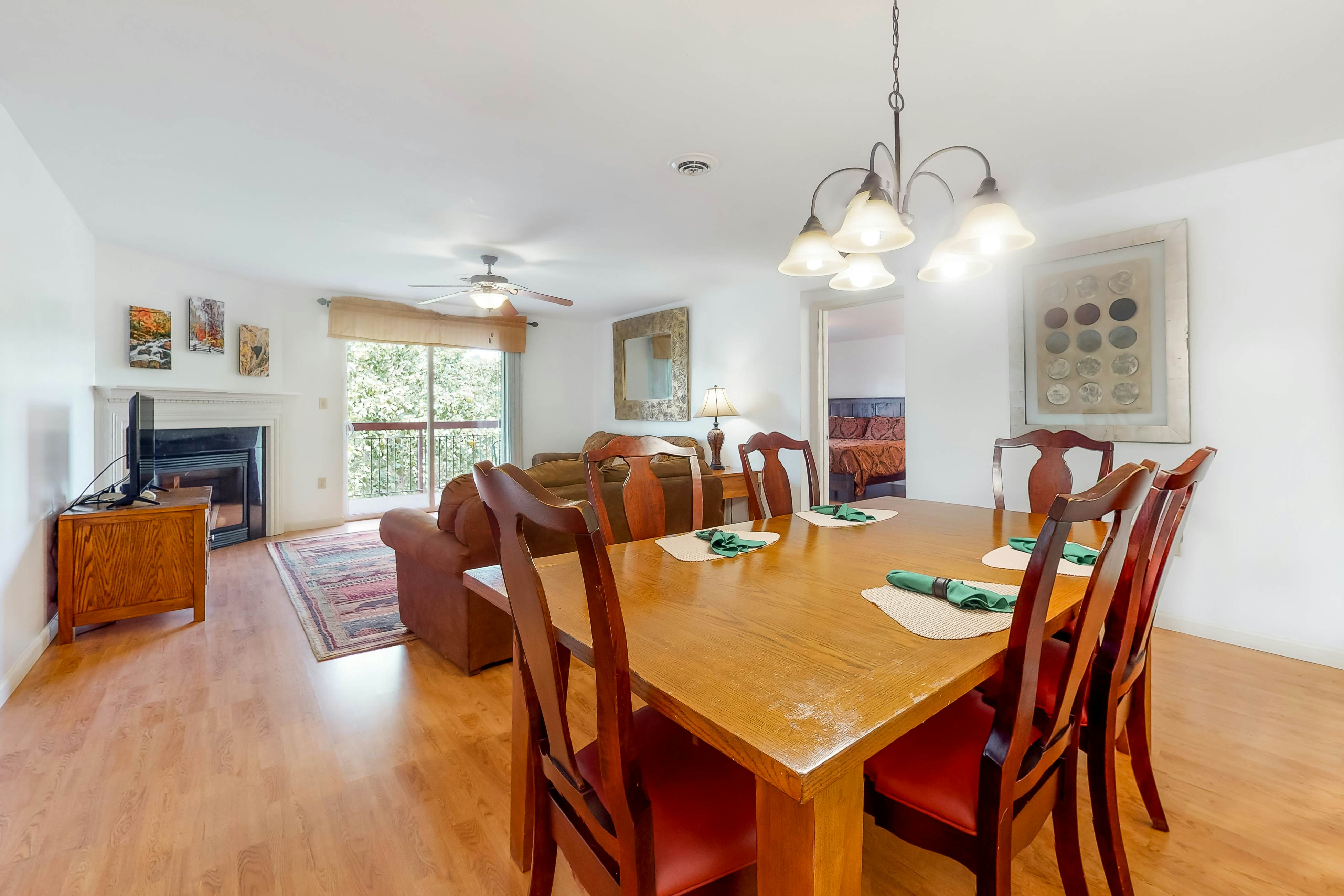 Charming 7th Floor Condo,  Sleeps 8・Shared Amenity