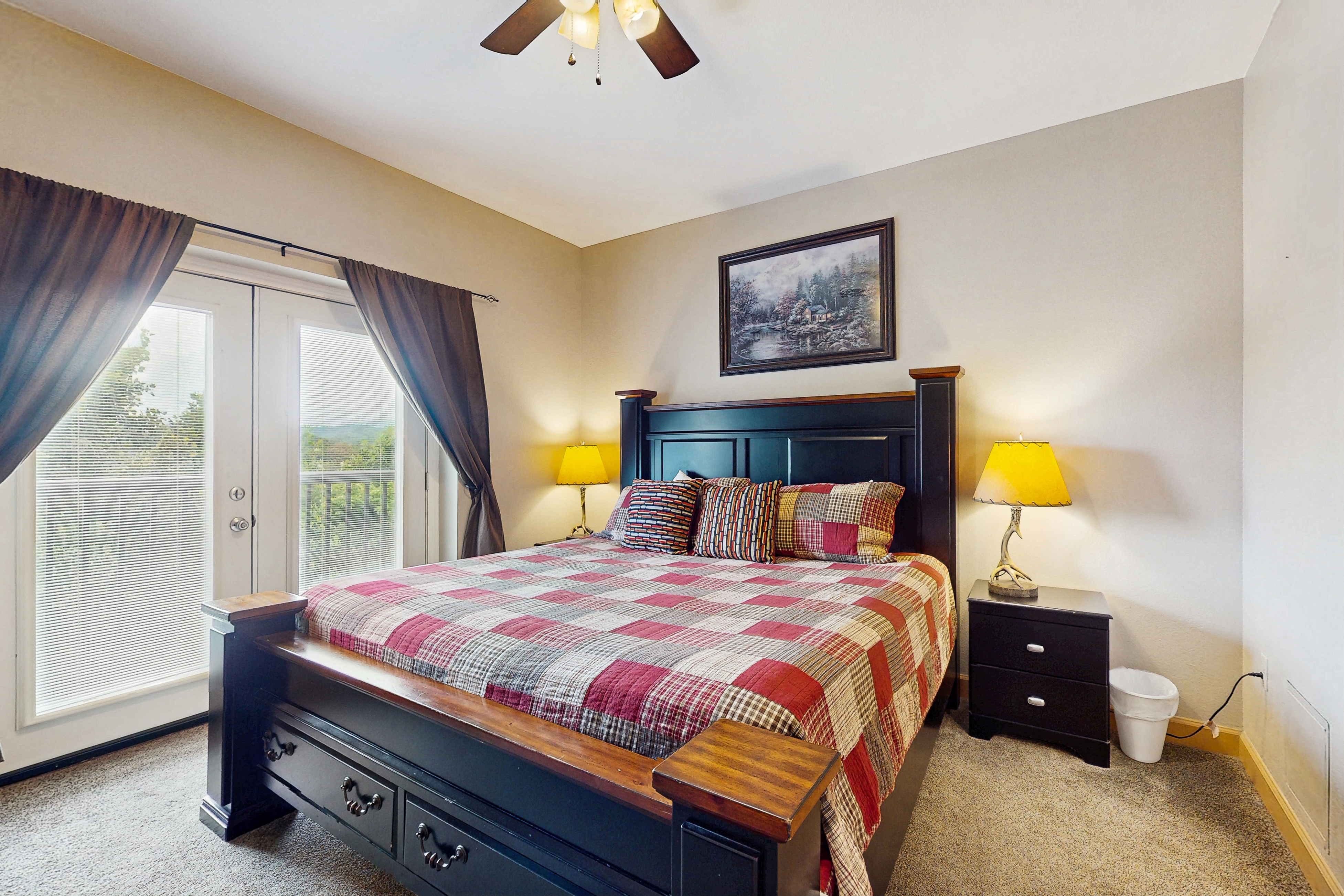 Cozy Downtown Getaway W Pools, Sleeps 6・Hot tub