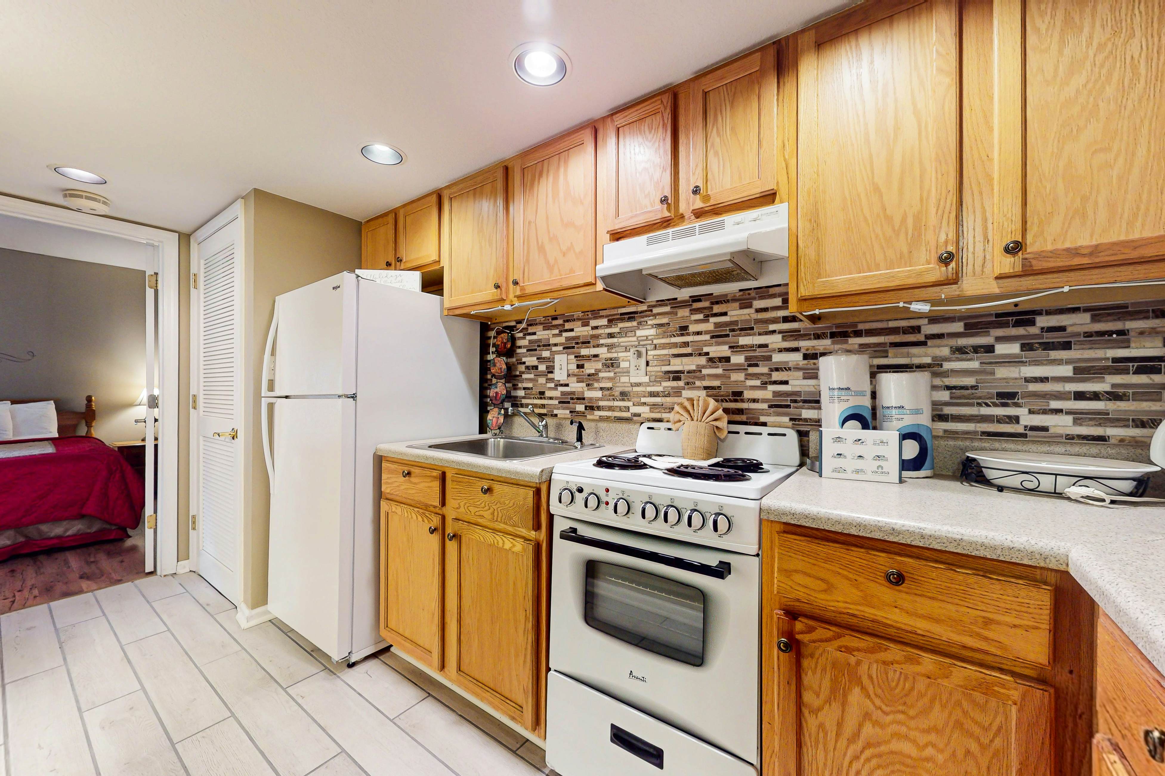 Cozy condo Near Parkway, Sleeps 4・Outdoor Pool