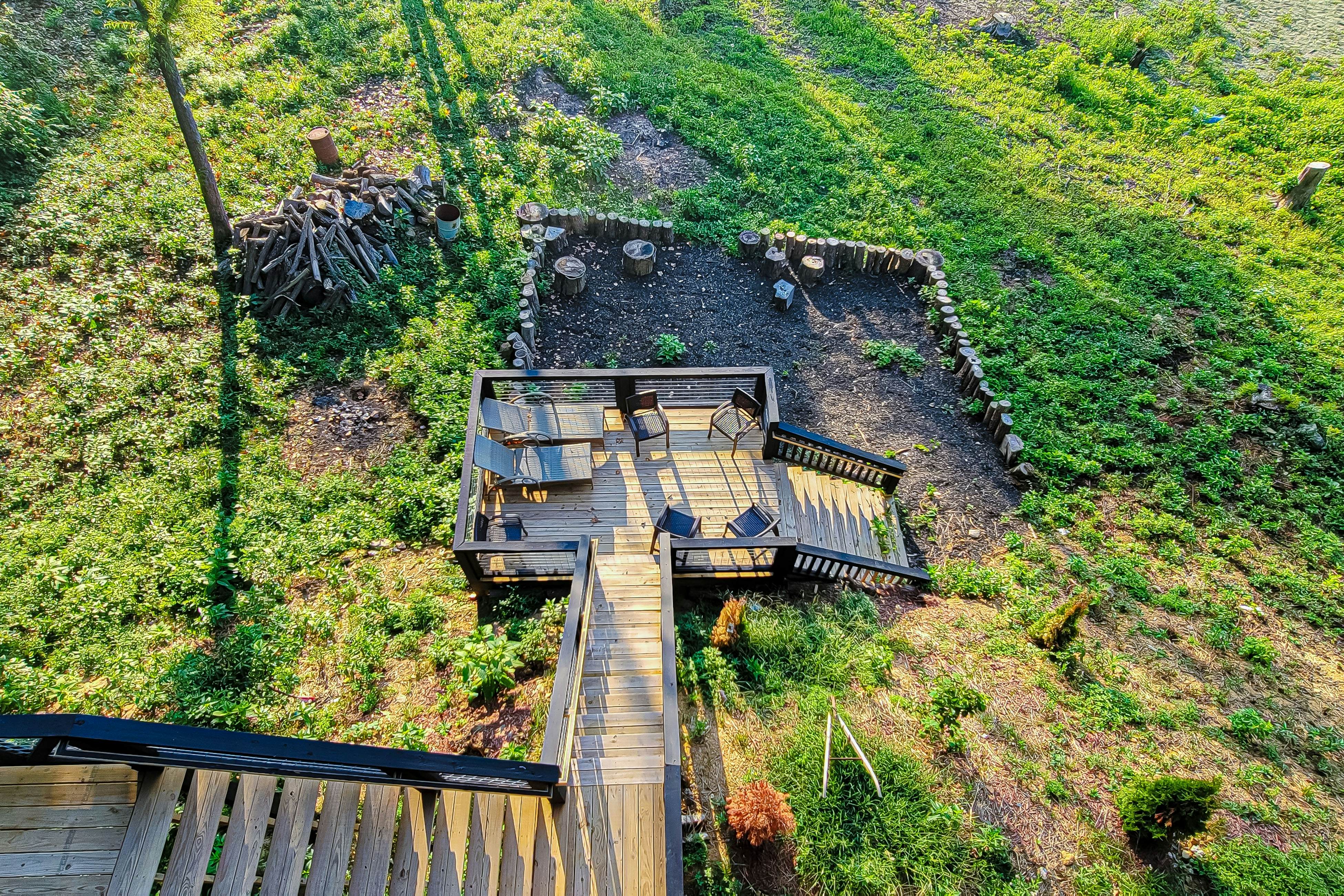 Beautiful Lakefront Home・Game room・Movie Room