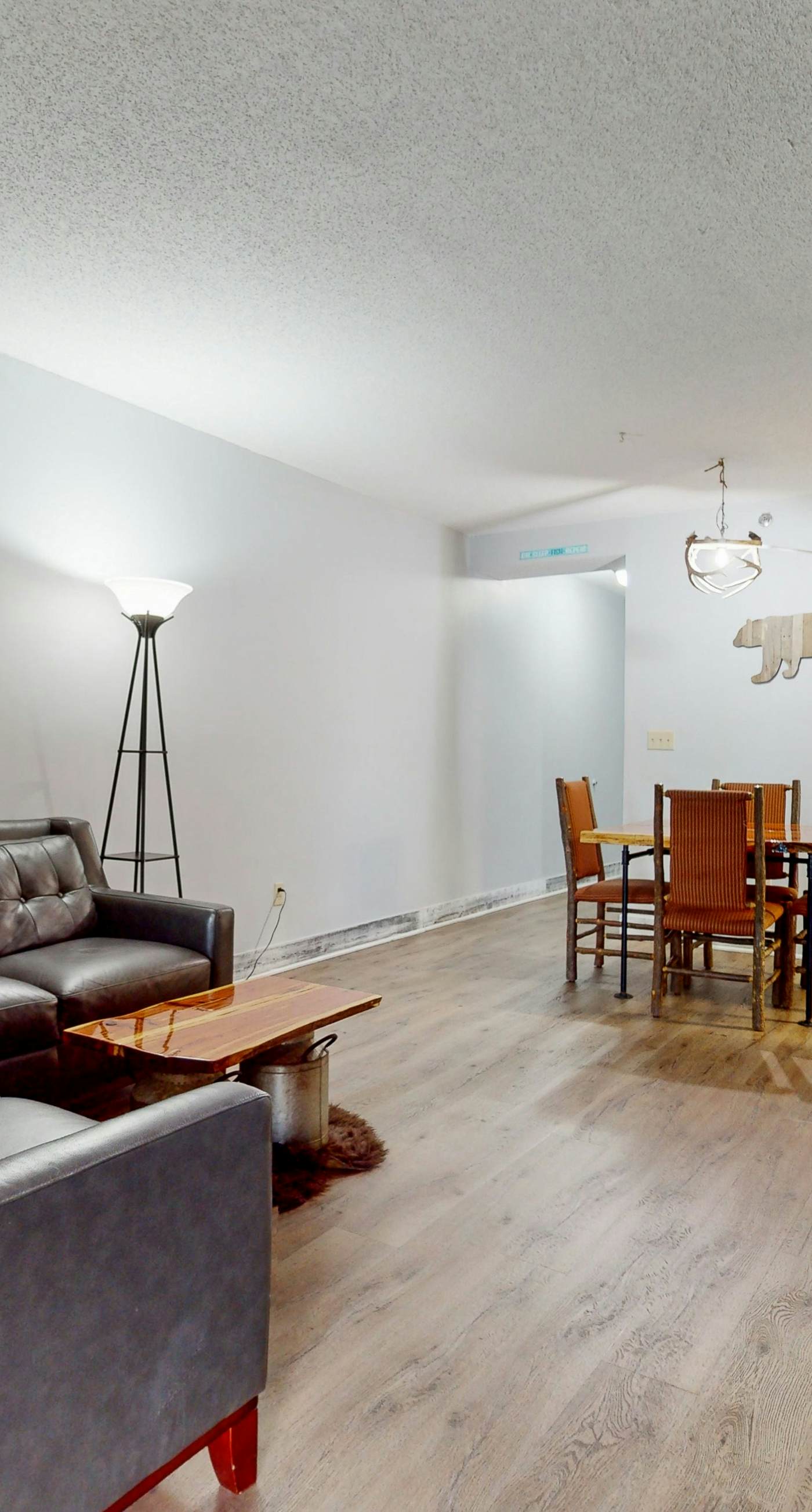 River Place Condo, Sleeps 6, Mtn River View Balcony