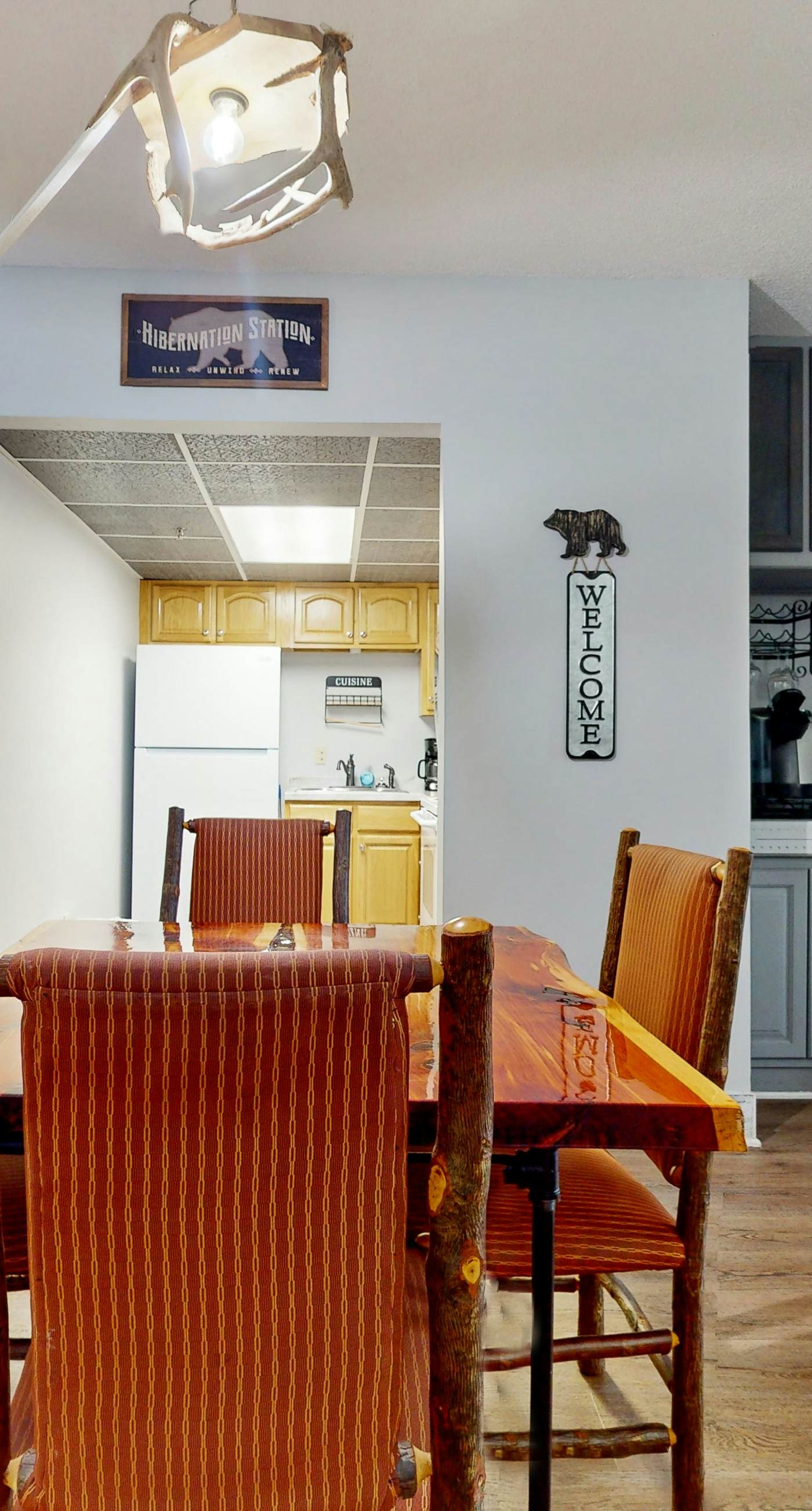 River Place Condo, Sleeps 6, Mtn River View Balcony